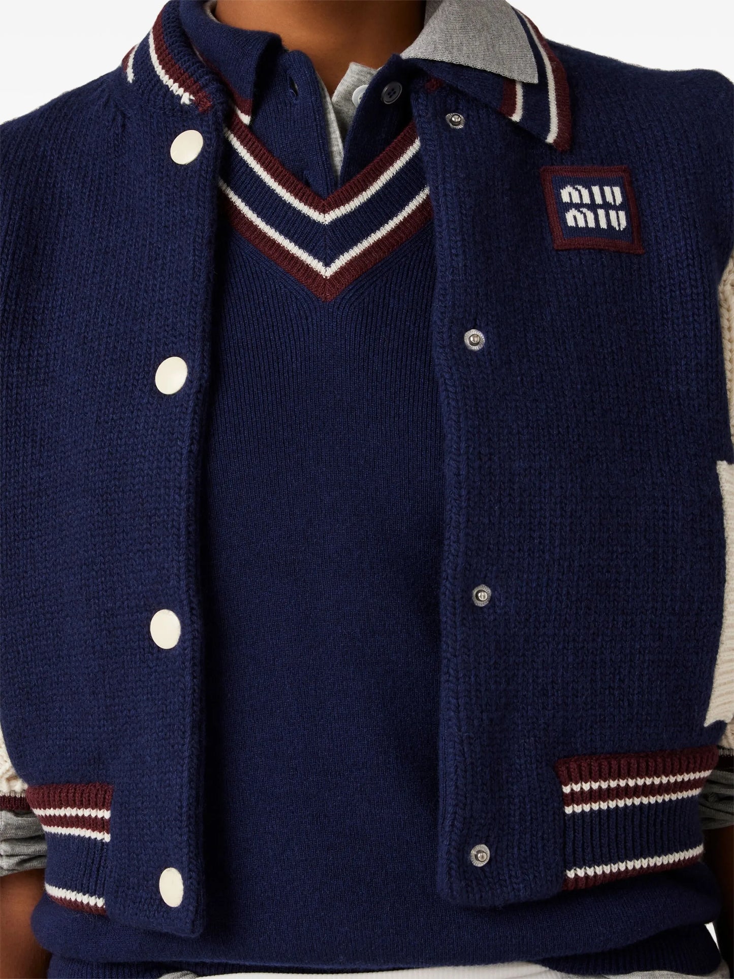 striped-trim knit vest