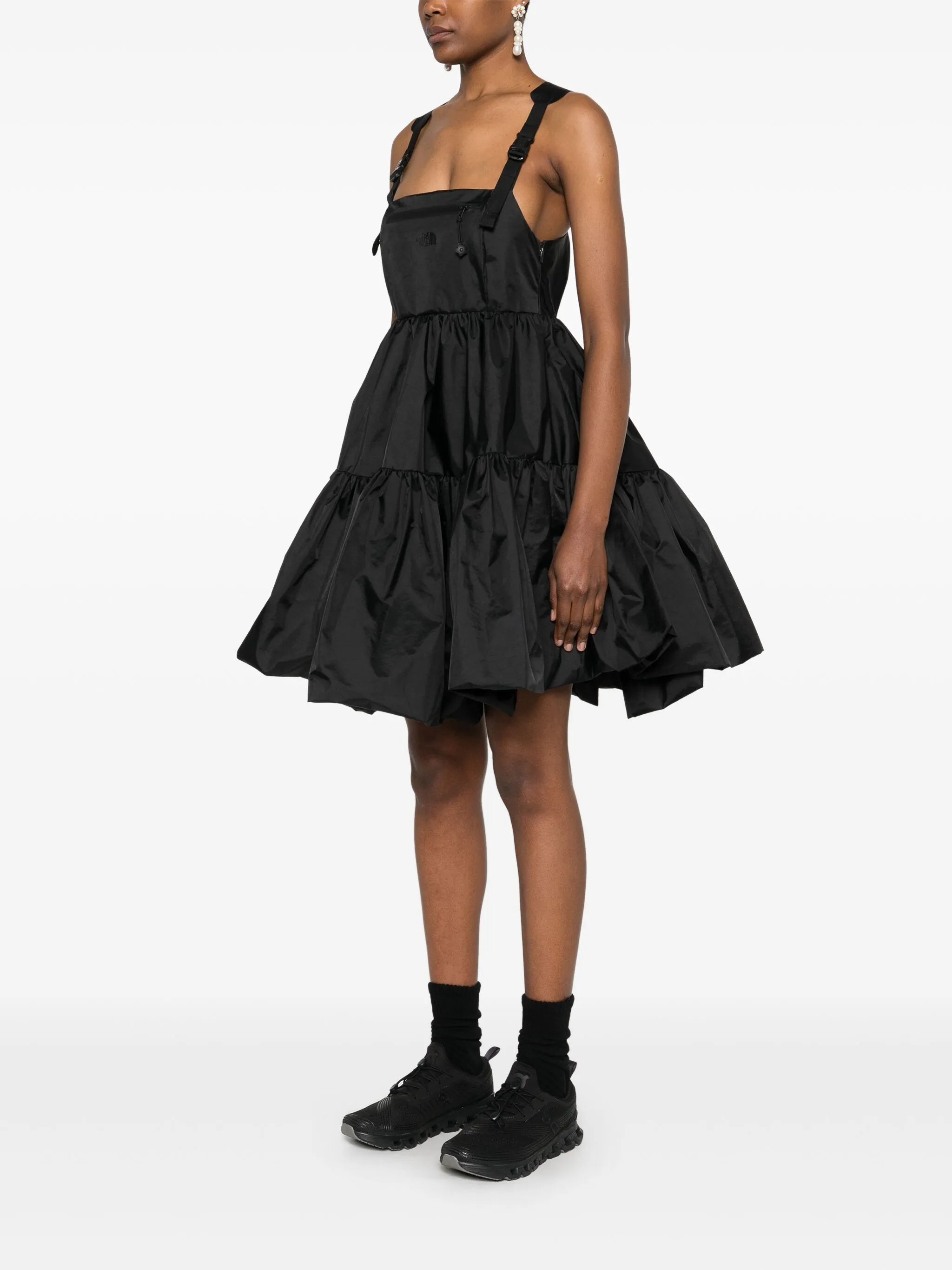 x Tnf Sara Mountain dress