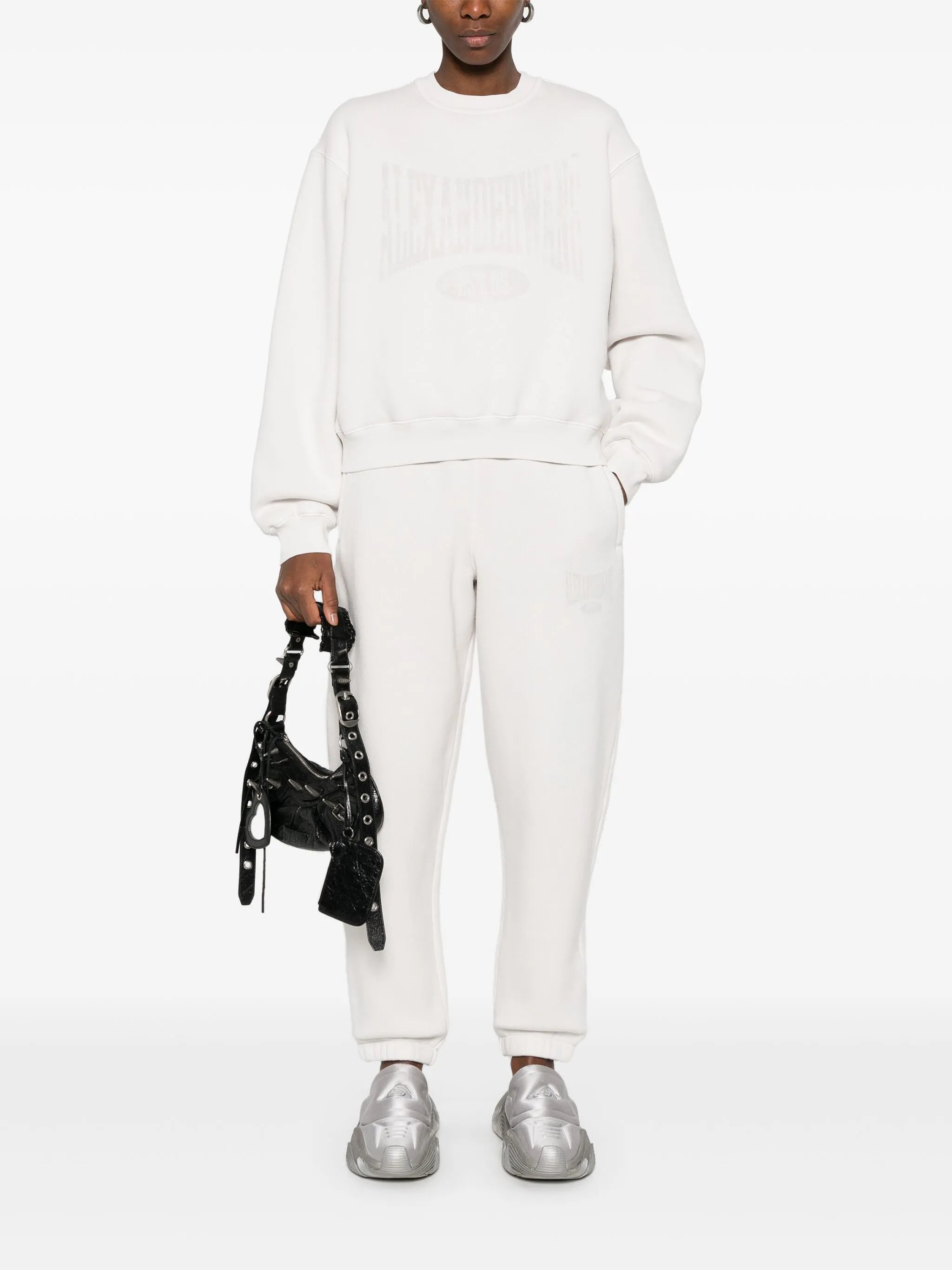 distressed-logo sweatshirt