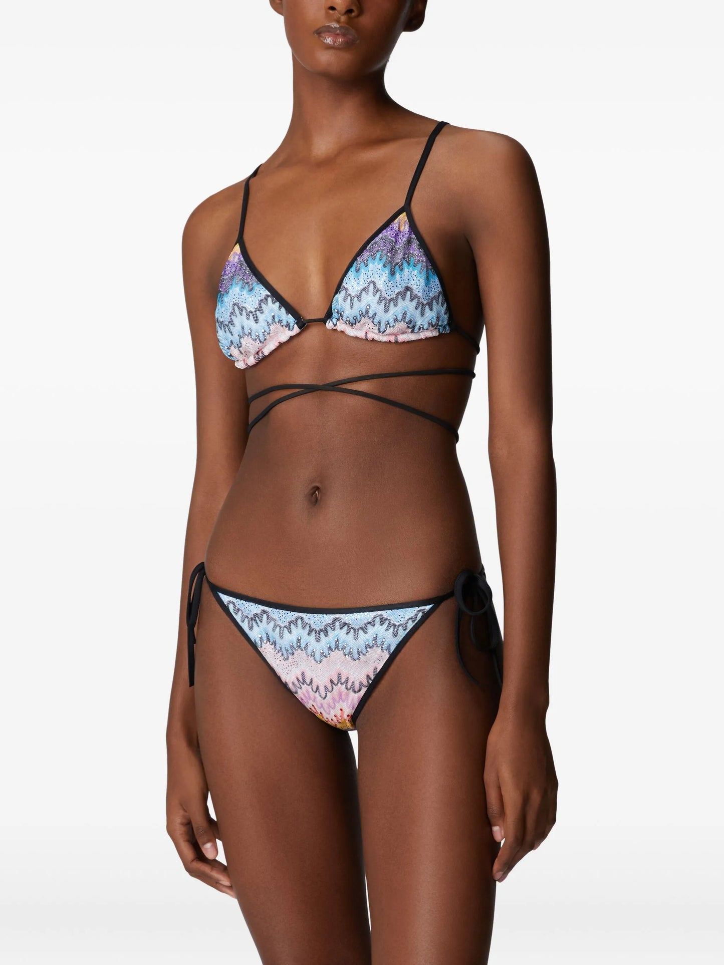 zigzag-pattern bikini