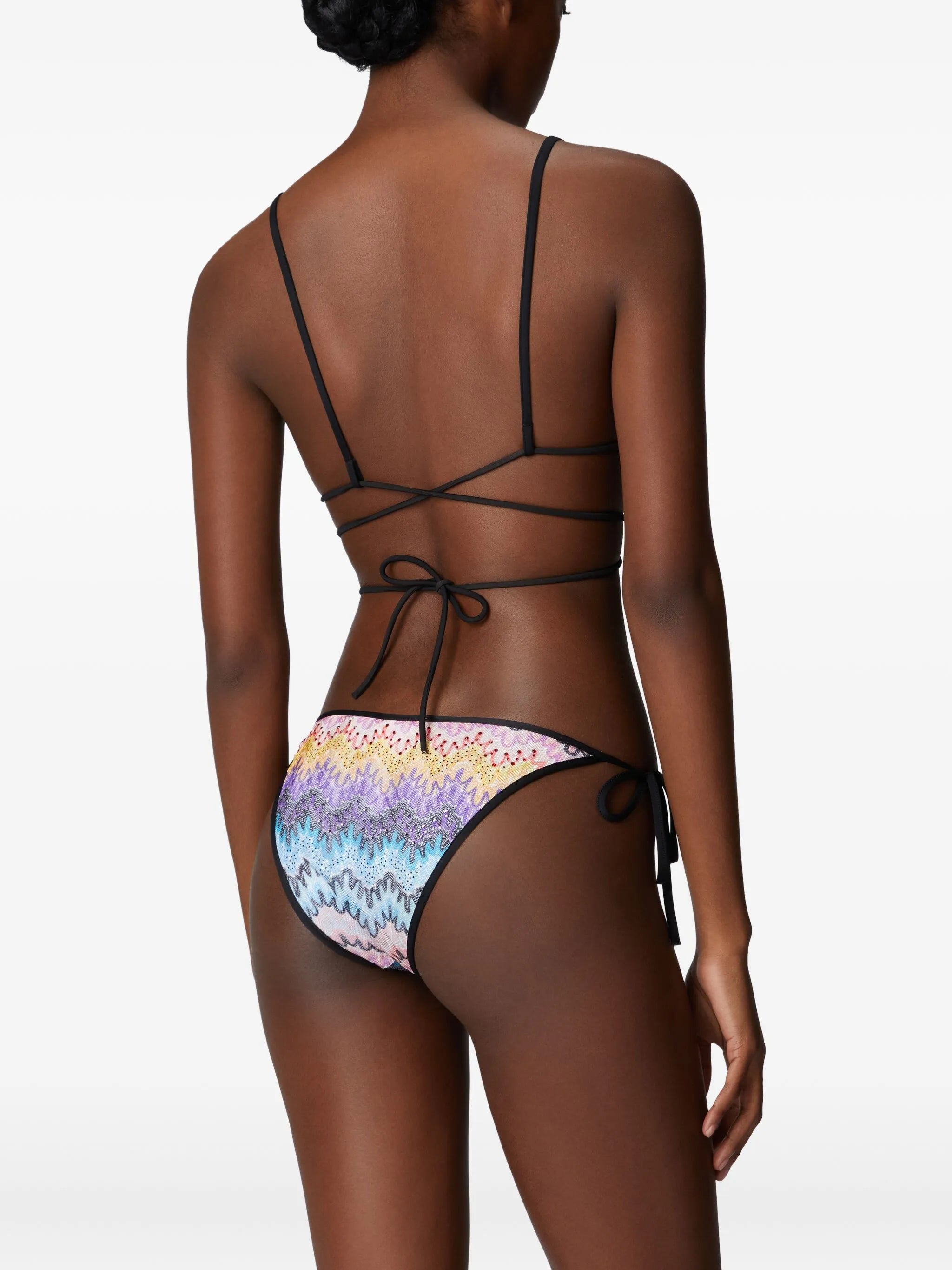 zigzag-pattern bikini