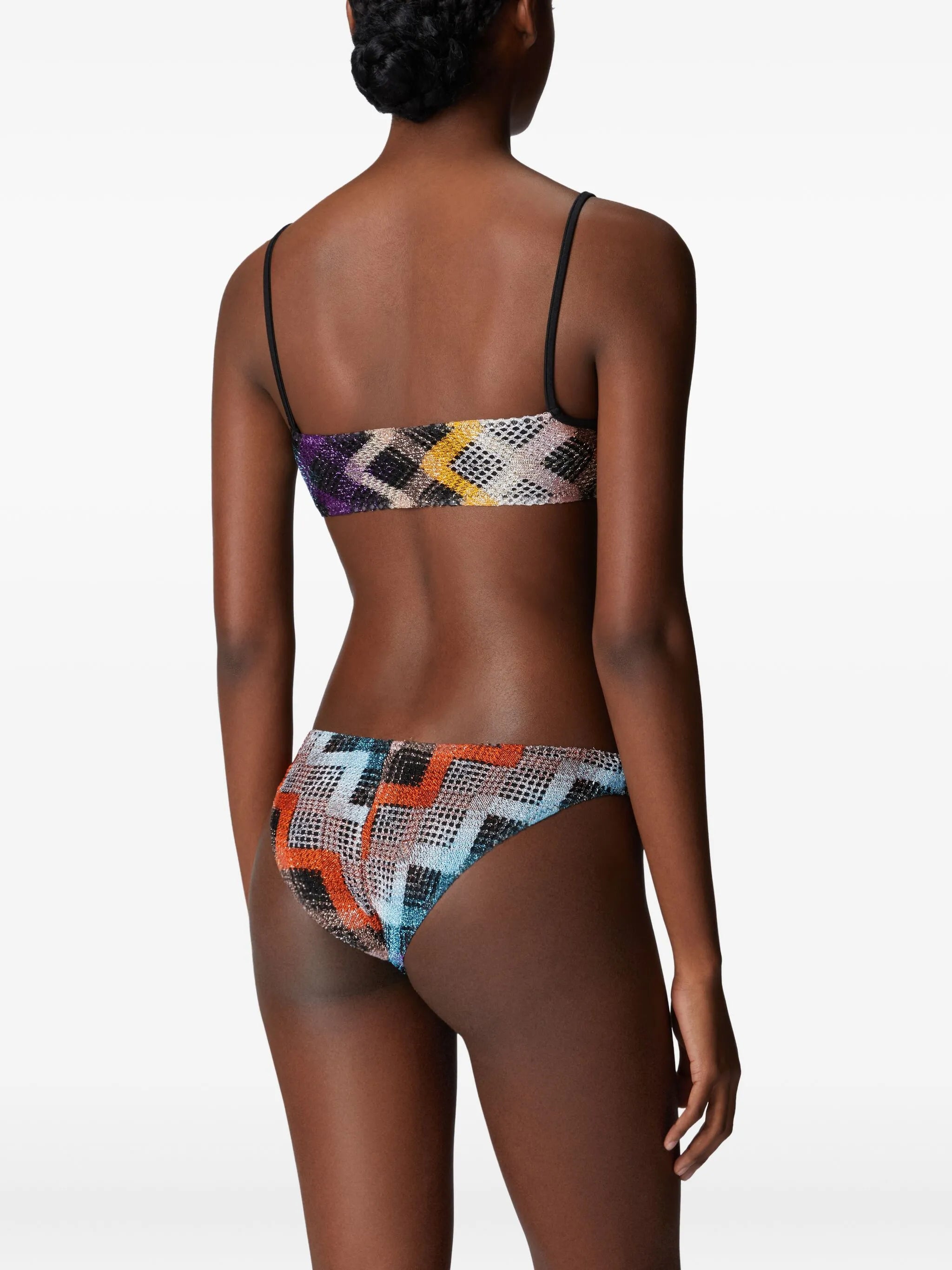 zigzag-pattern bikini