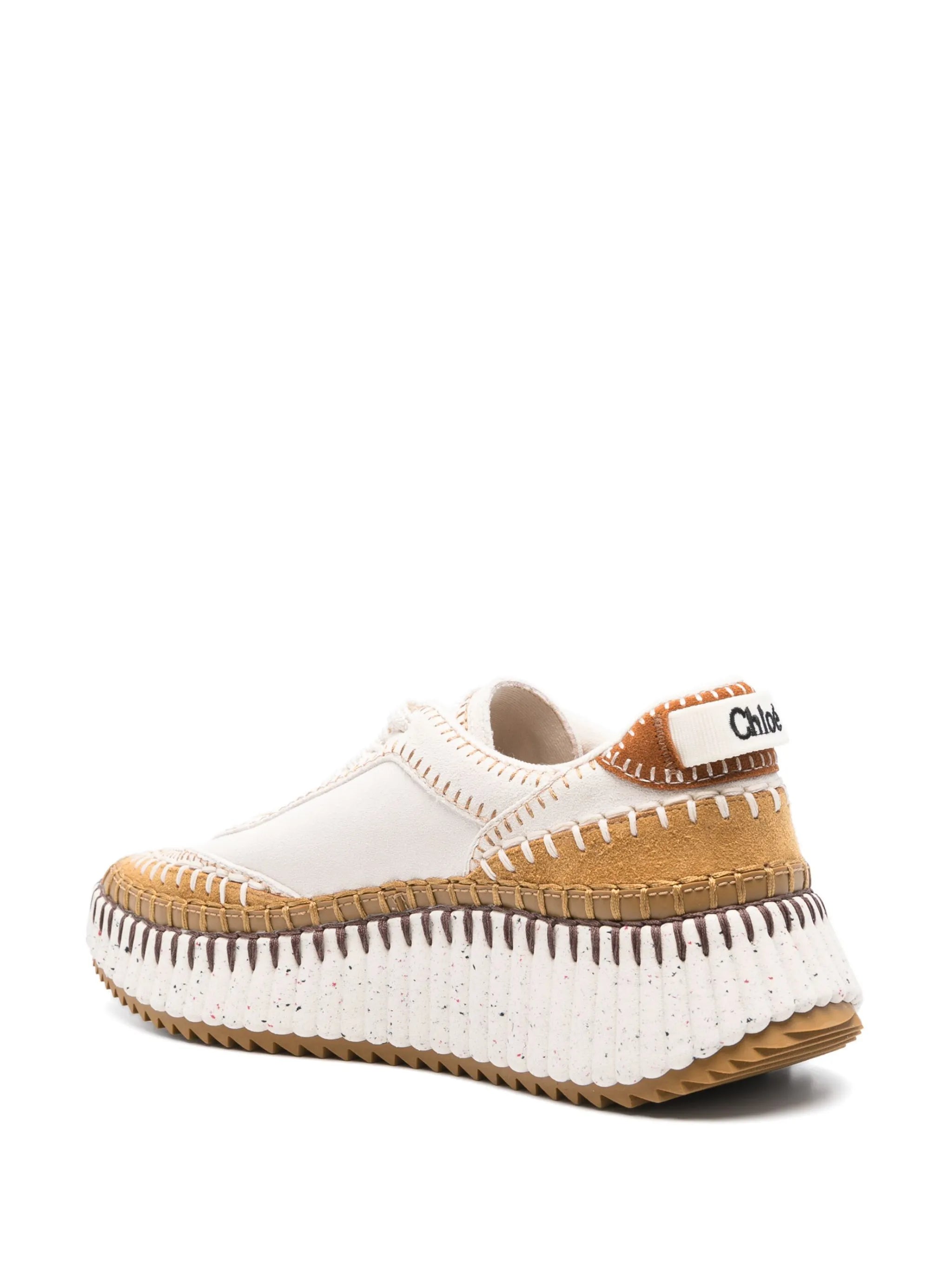 Nama sneakers