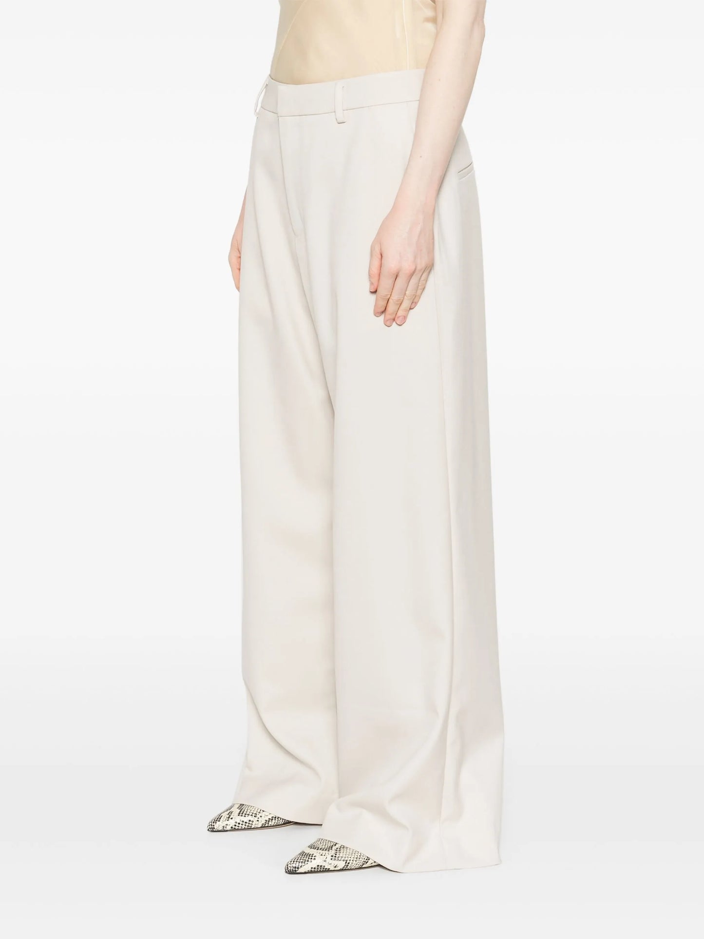 wide-leg trousers
