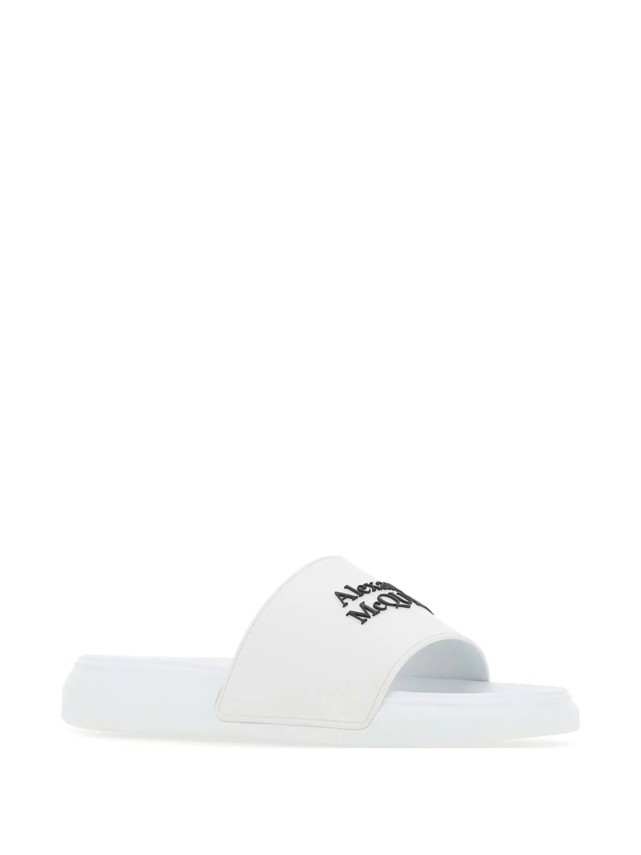 logo-embellished slides