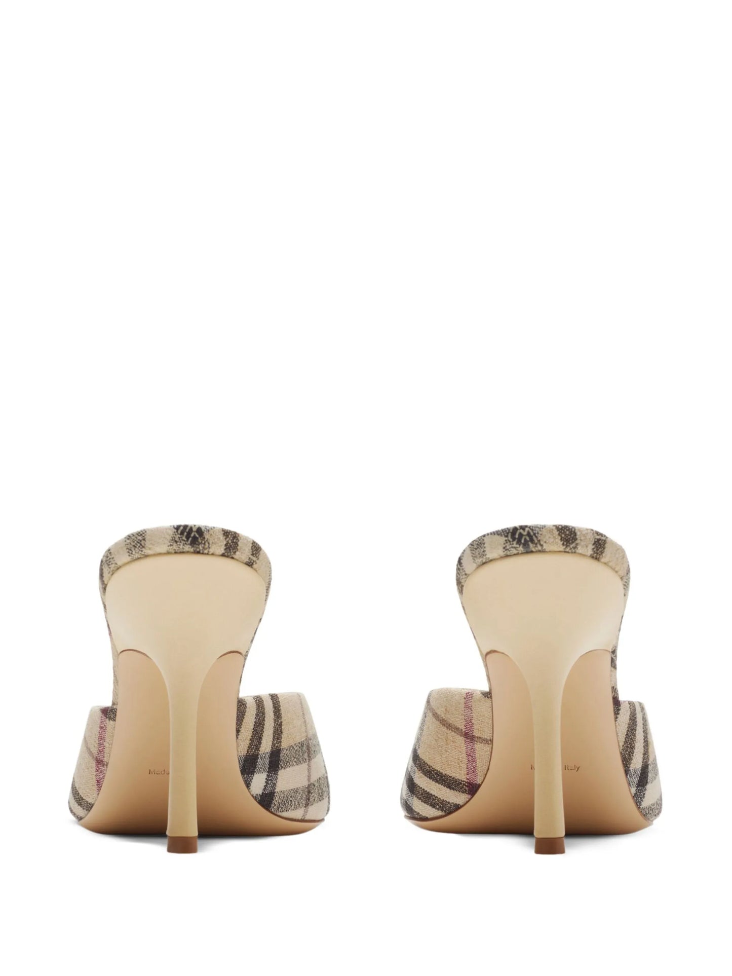 Check-pattern sandals