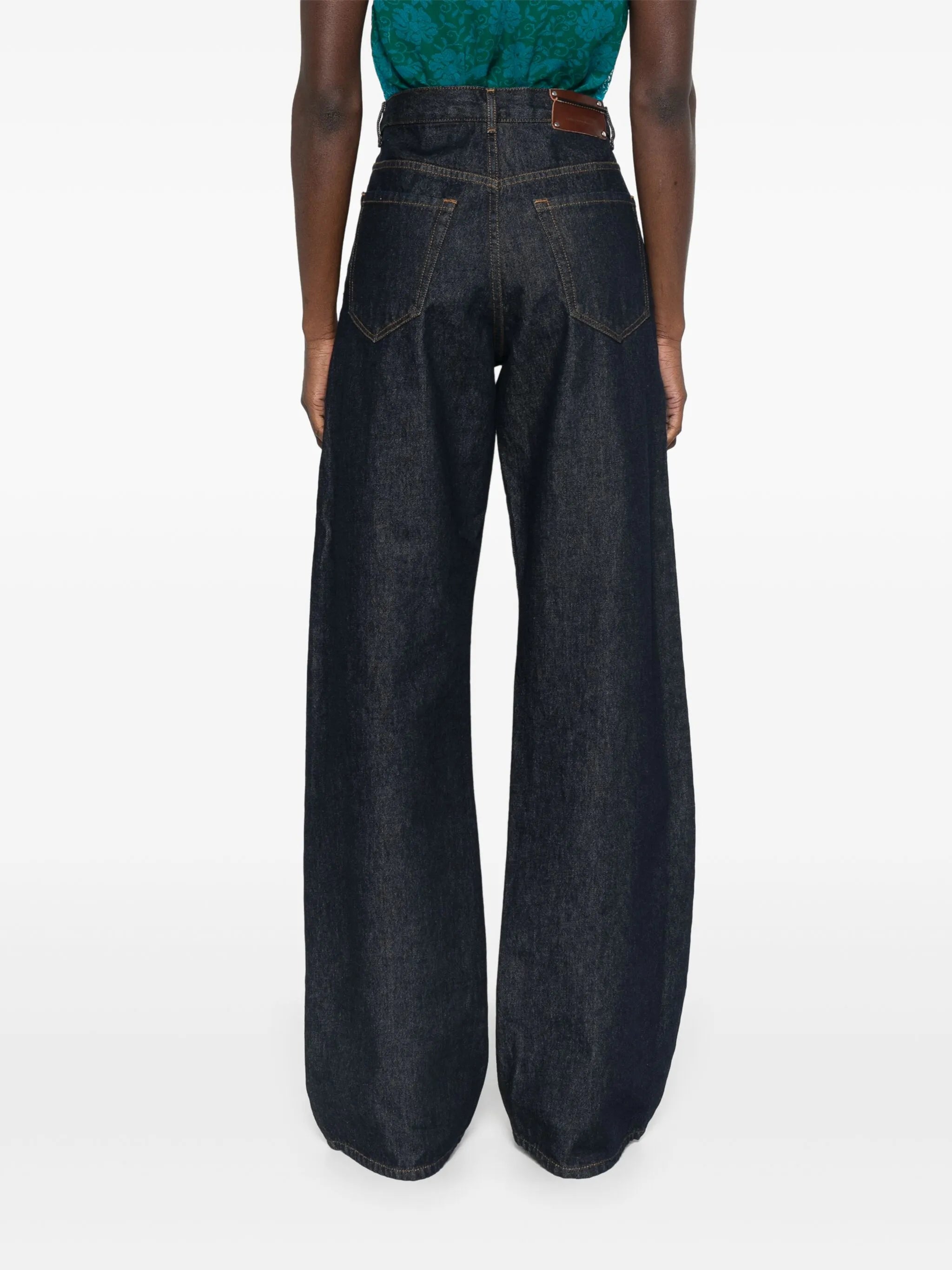 wide jeans