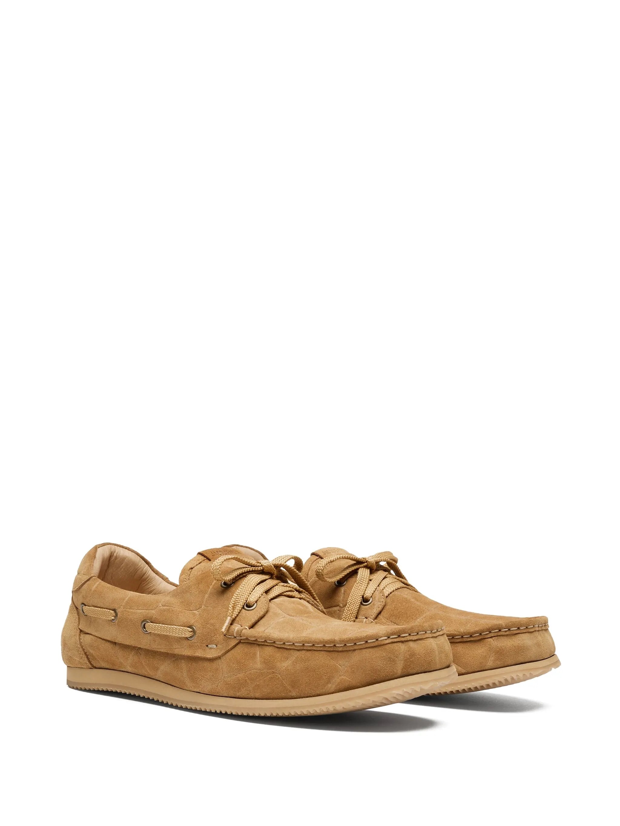 leather boat shoes