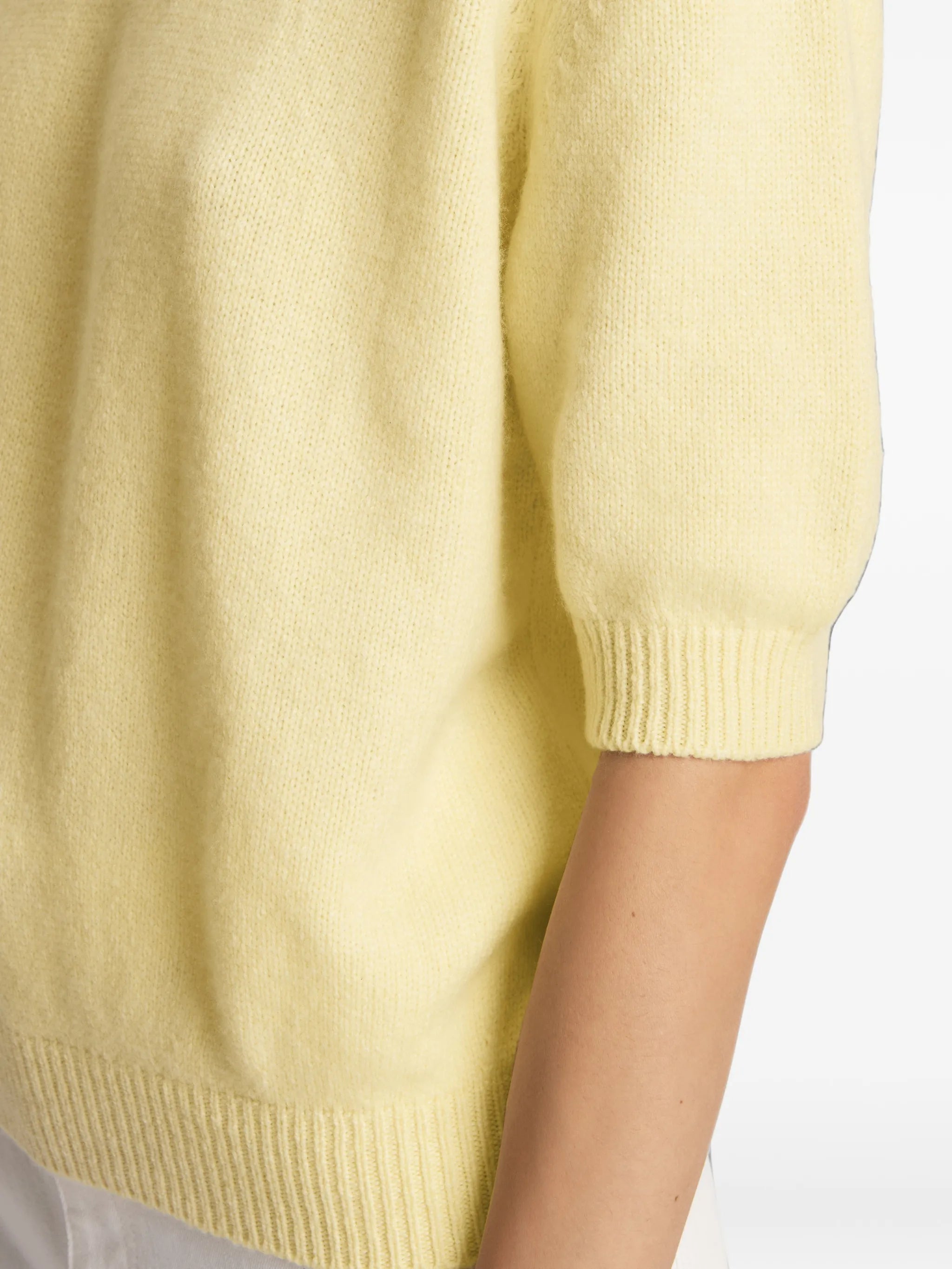 Davin sweater