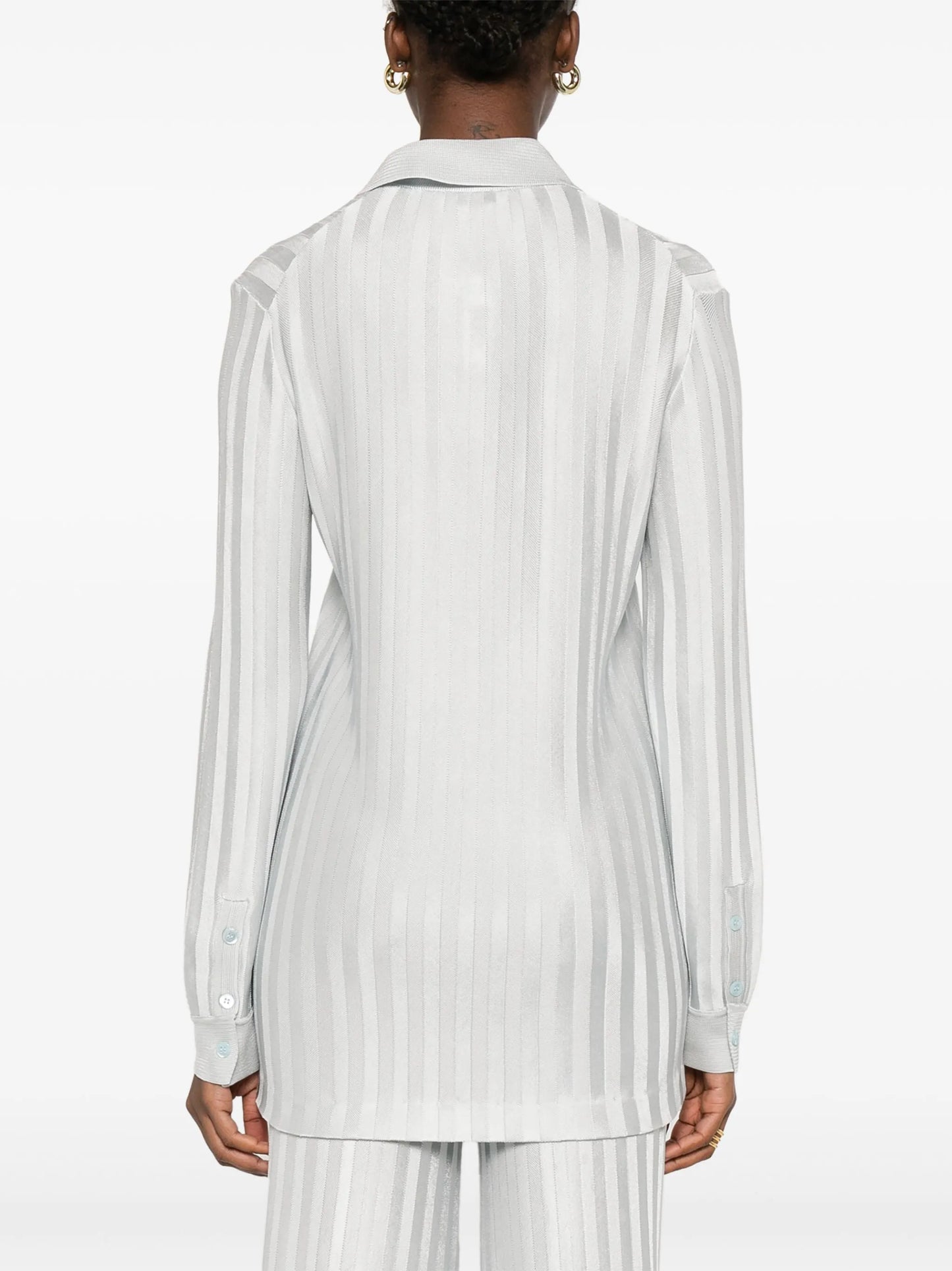 knitted shirt