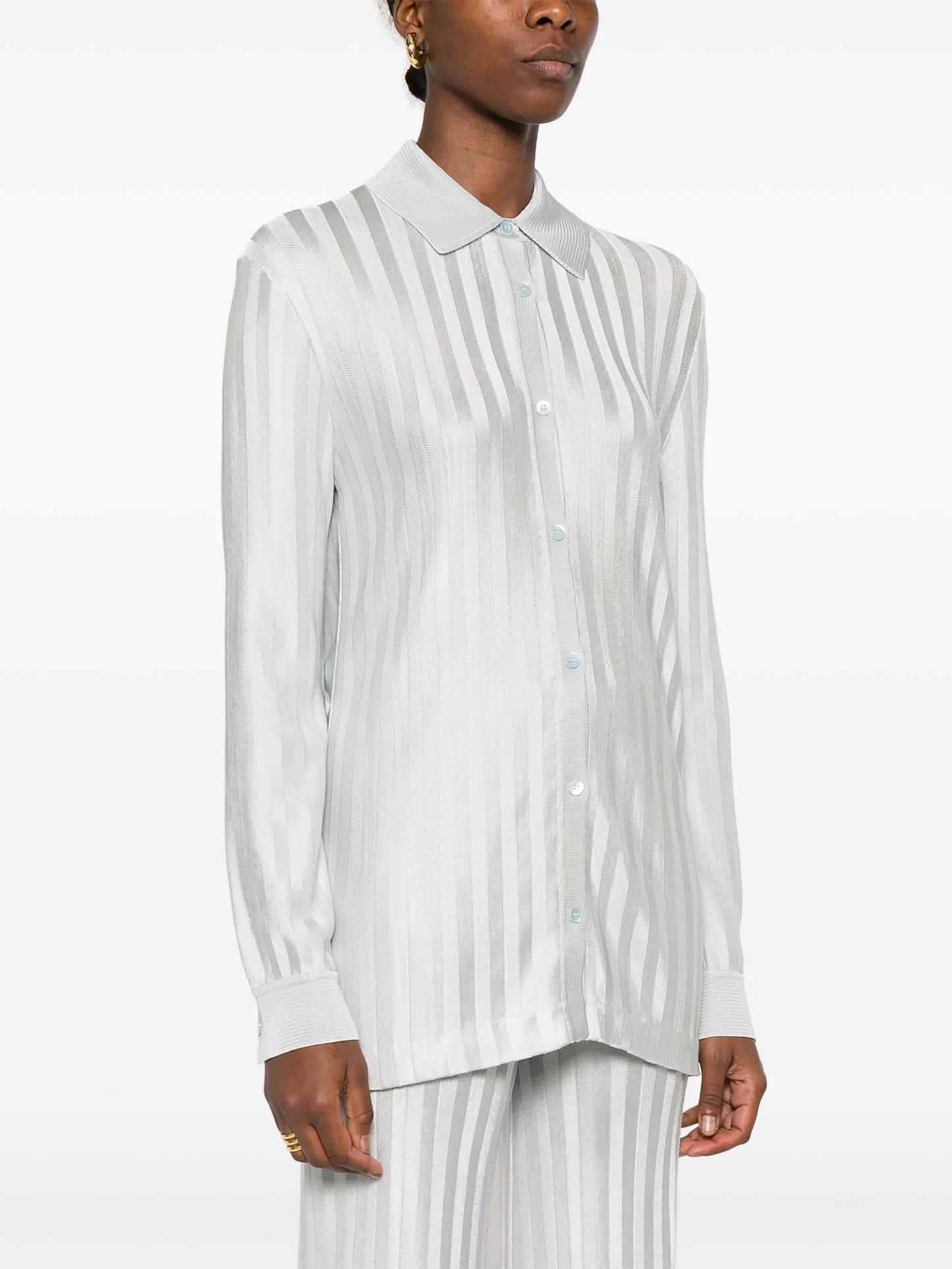 knitted shirt