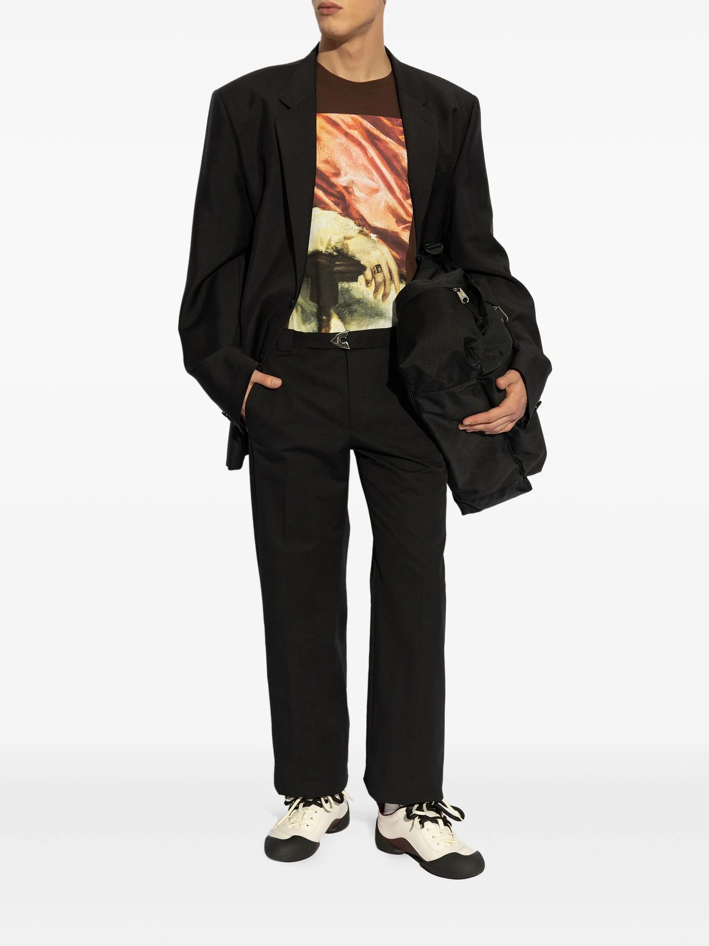 straight-leg tailored trousers