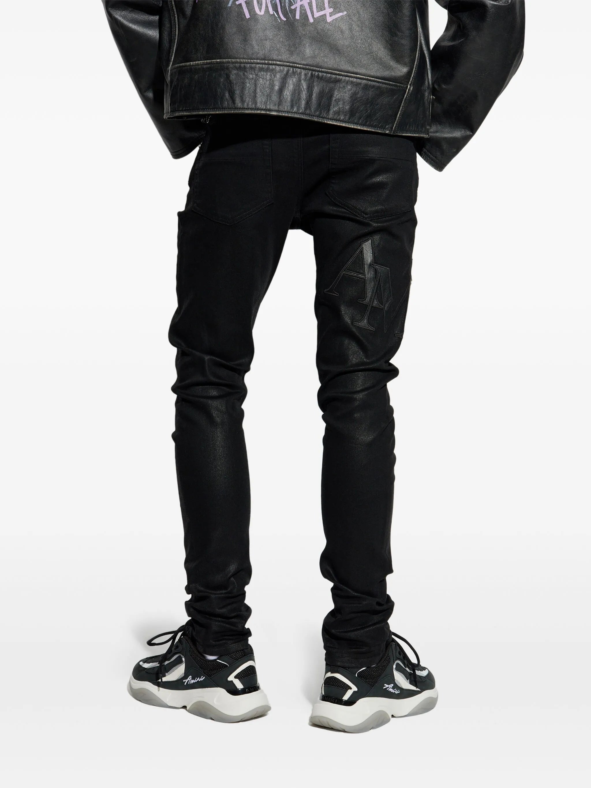 skinny jeans