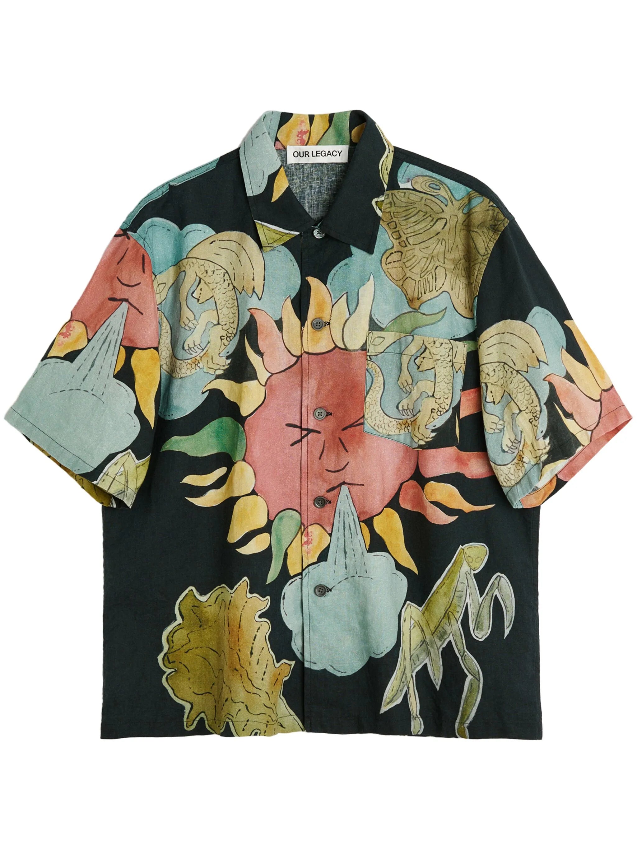 graphic-print shirt