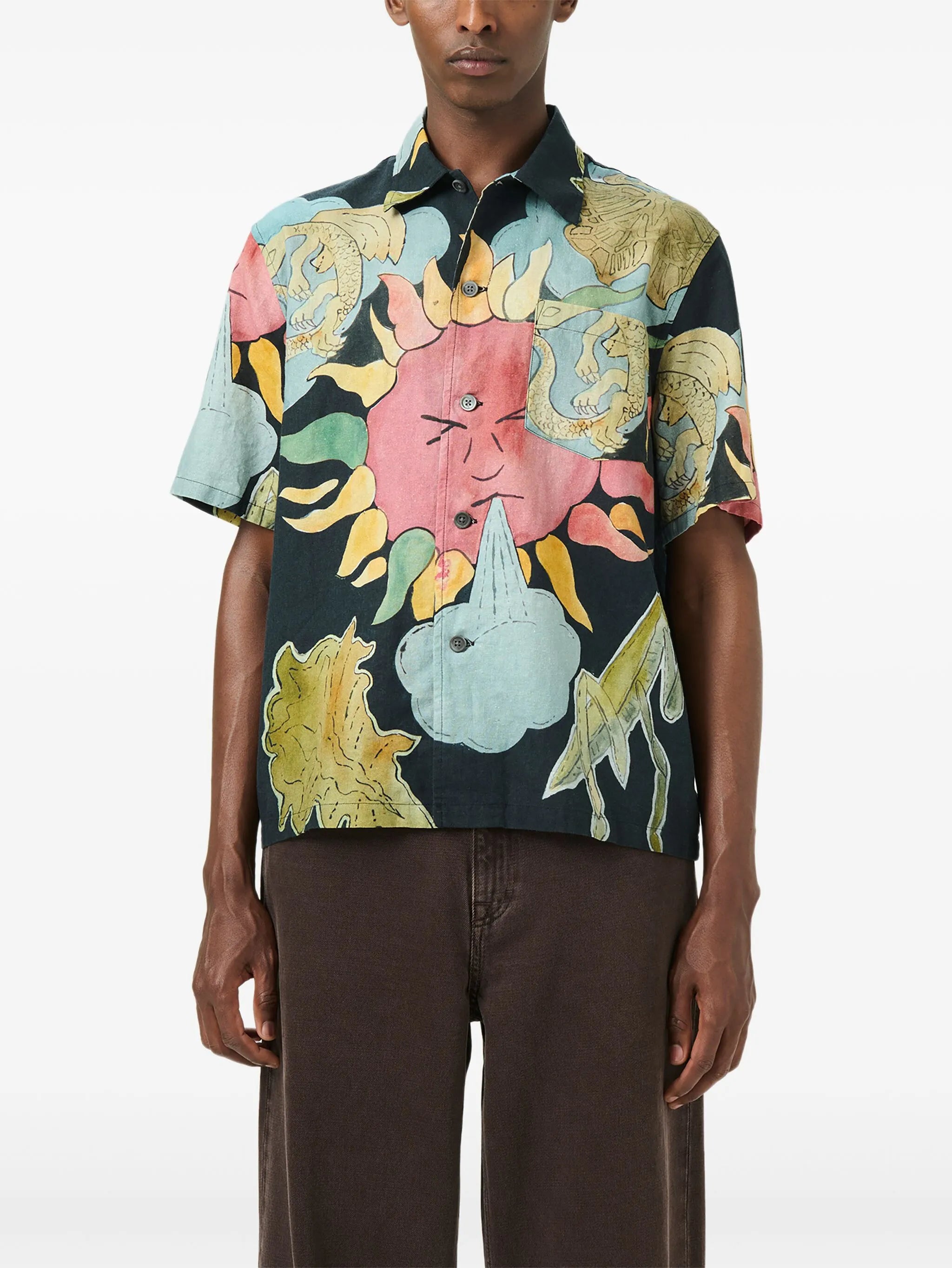 graphic-print shirt