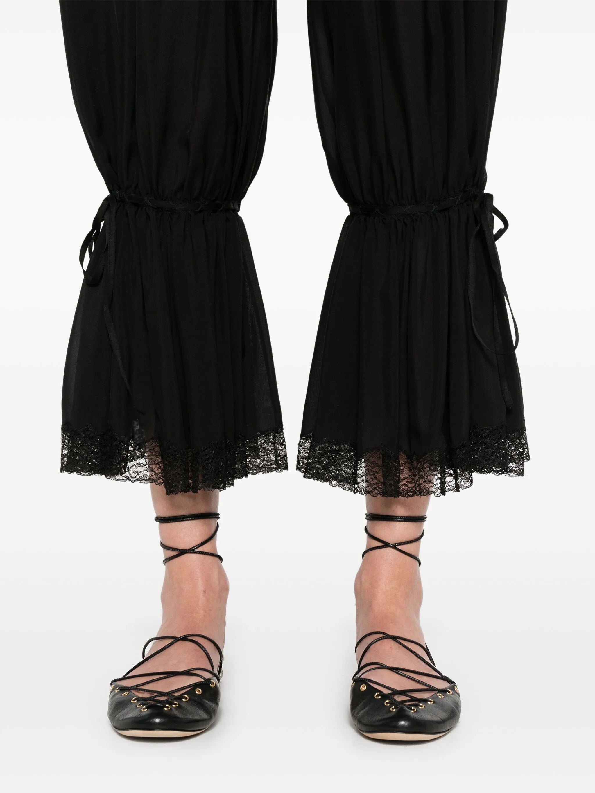 cinched cropped trousers