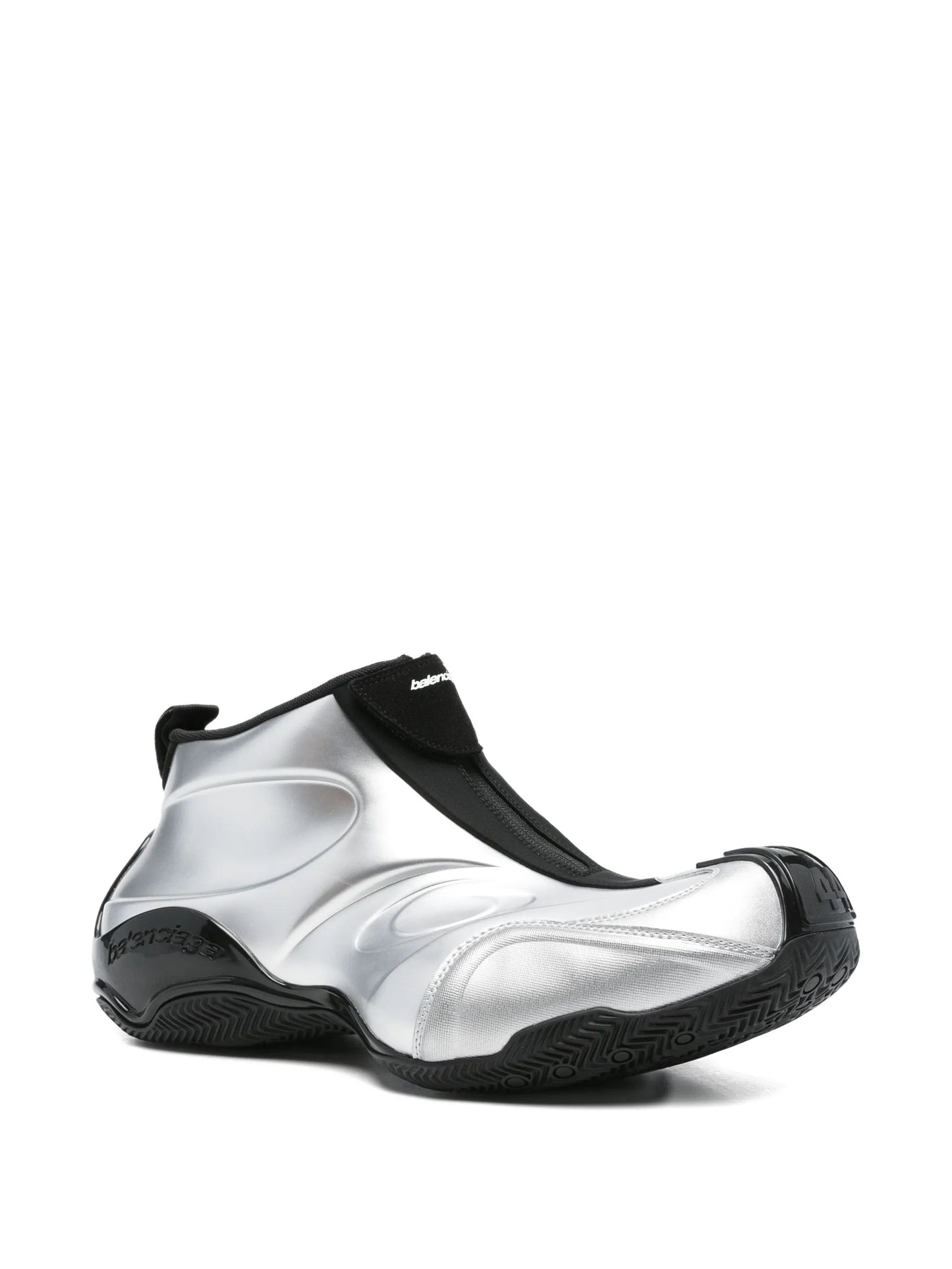Basketball sneakers