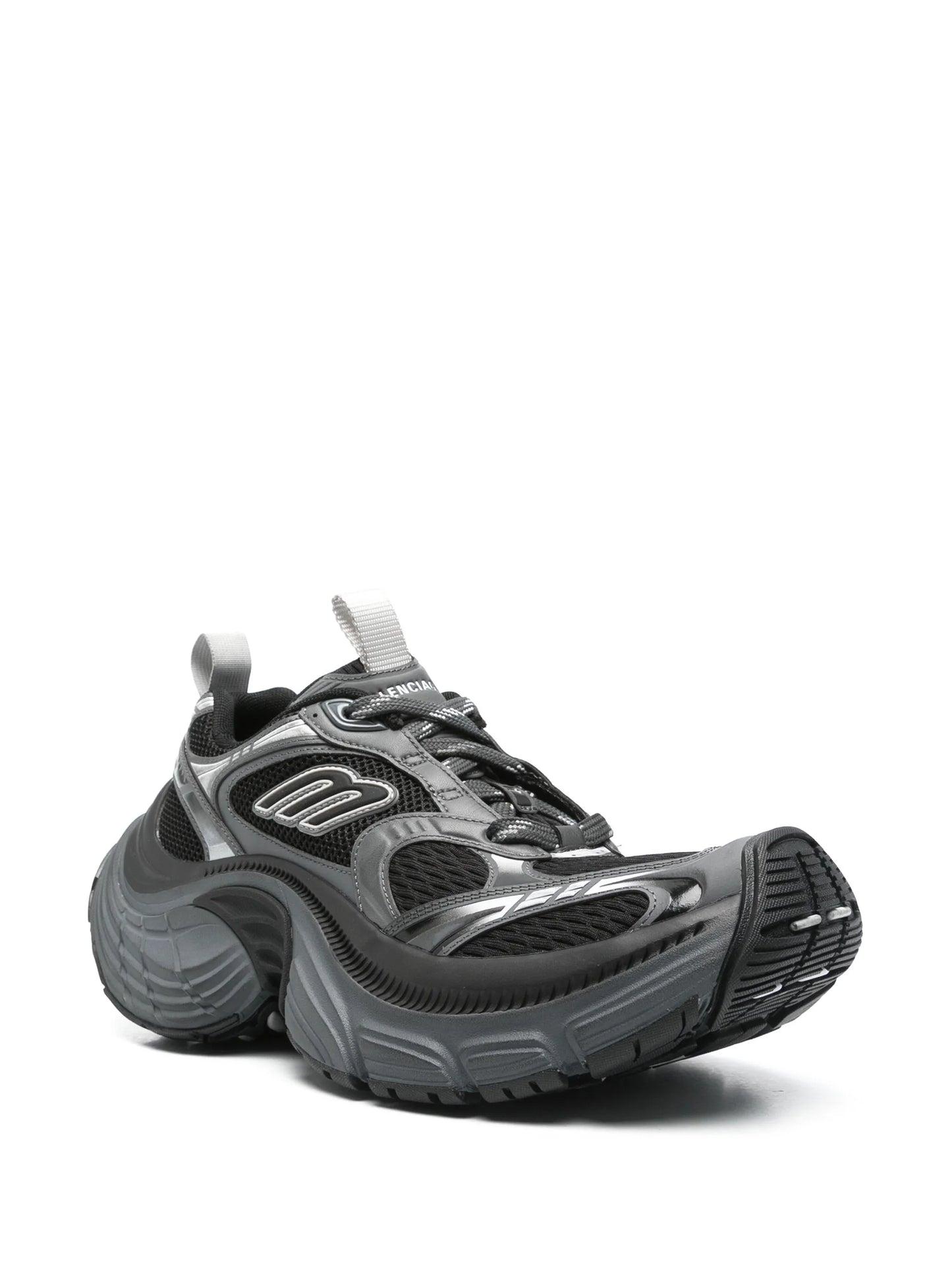 6XL sneakers