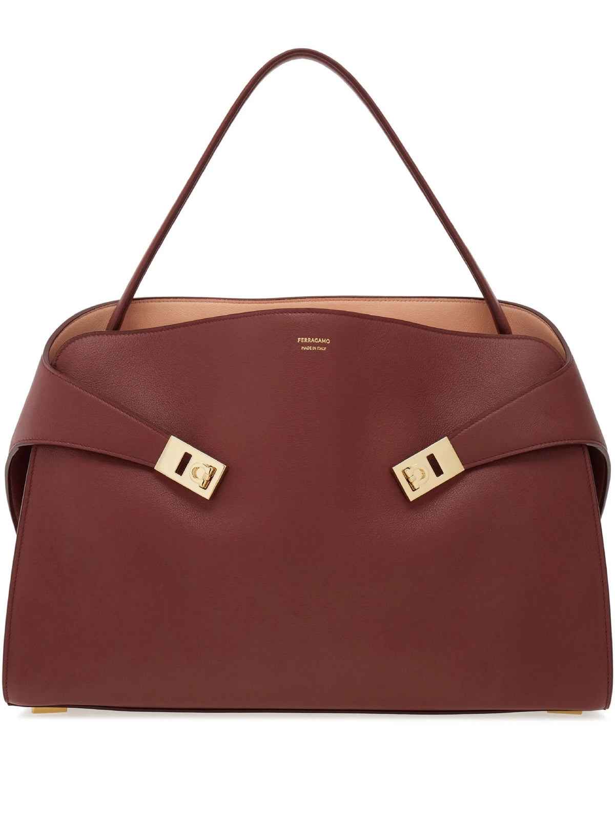 L Hug shoulder bag