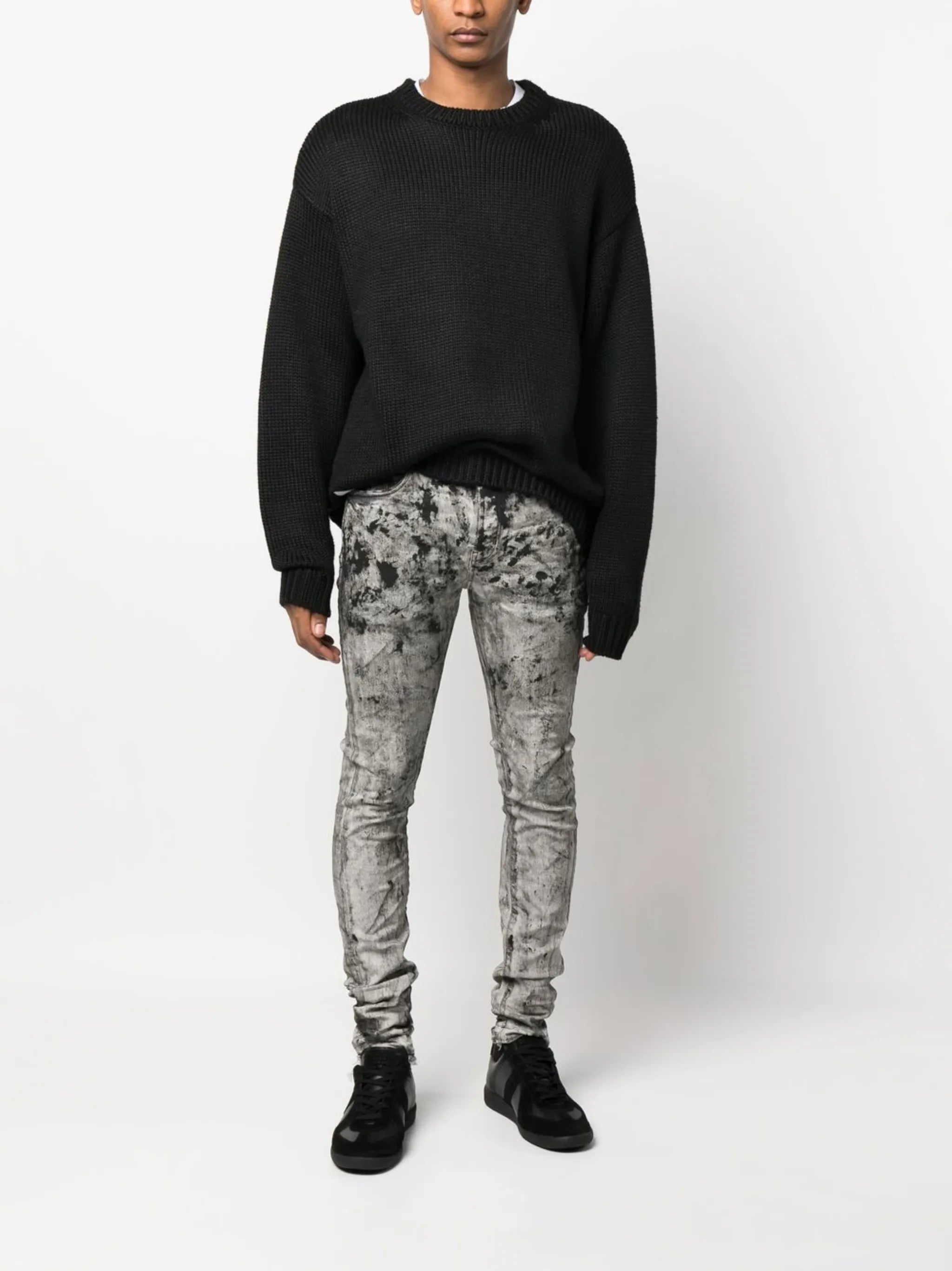 BLEACH DIPPED BLACK PAINT 