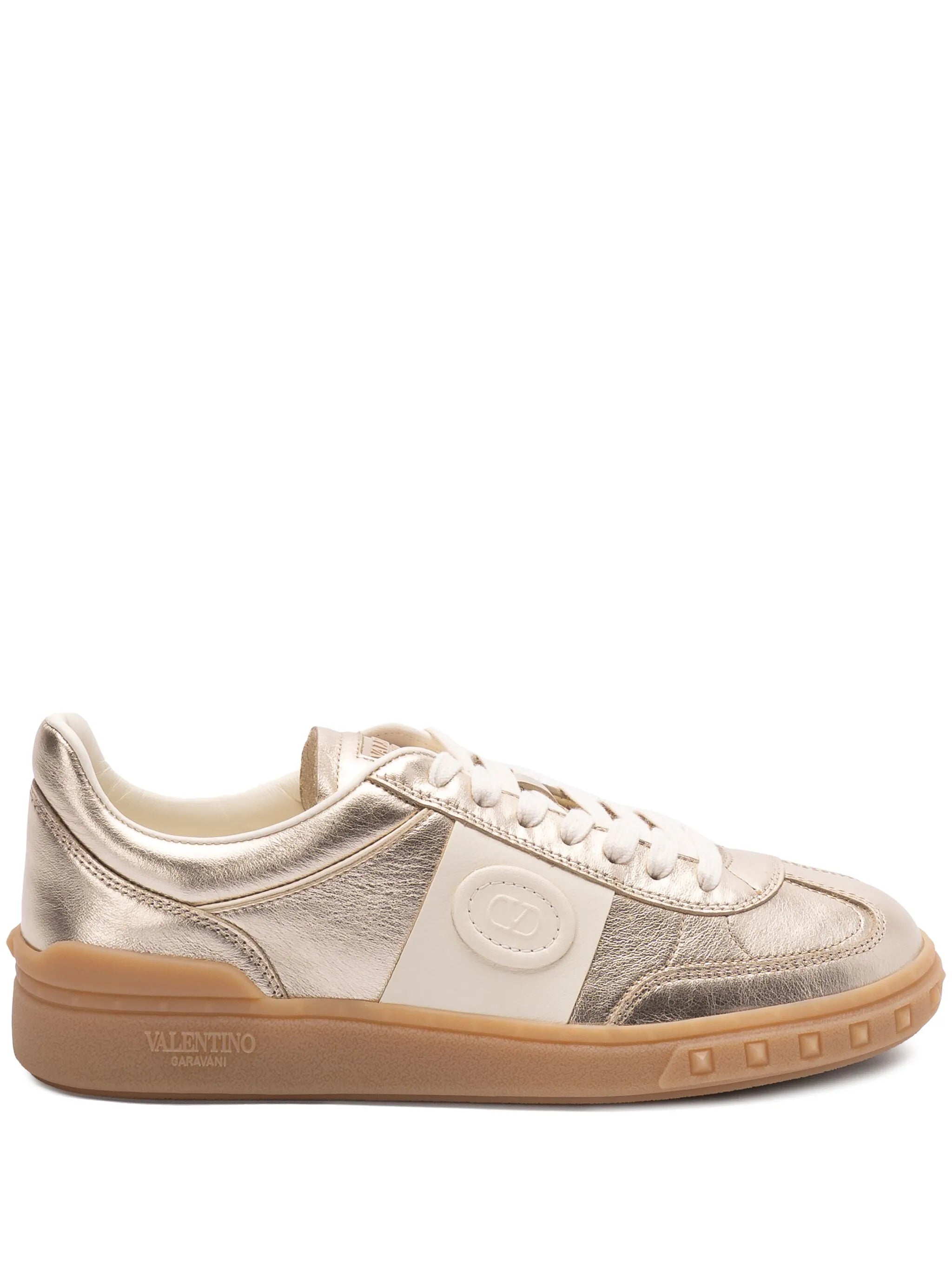 Upvillage sneakers
