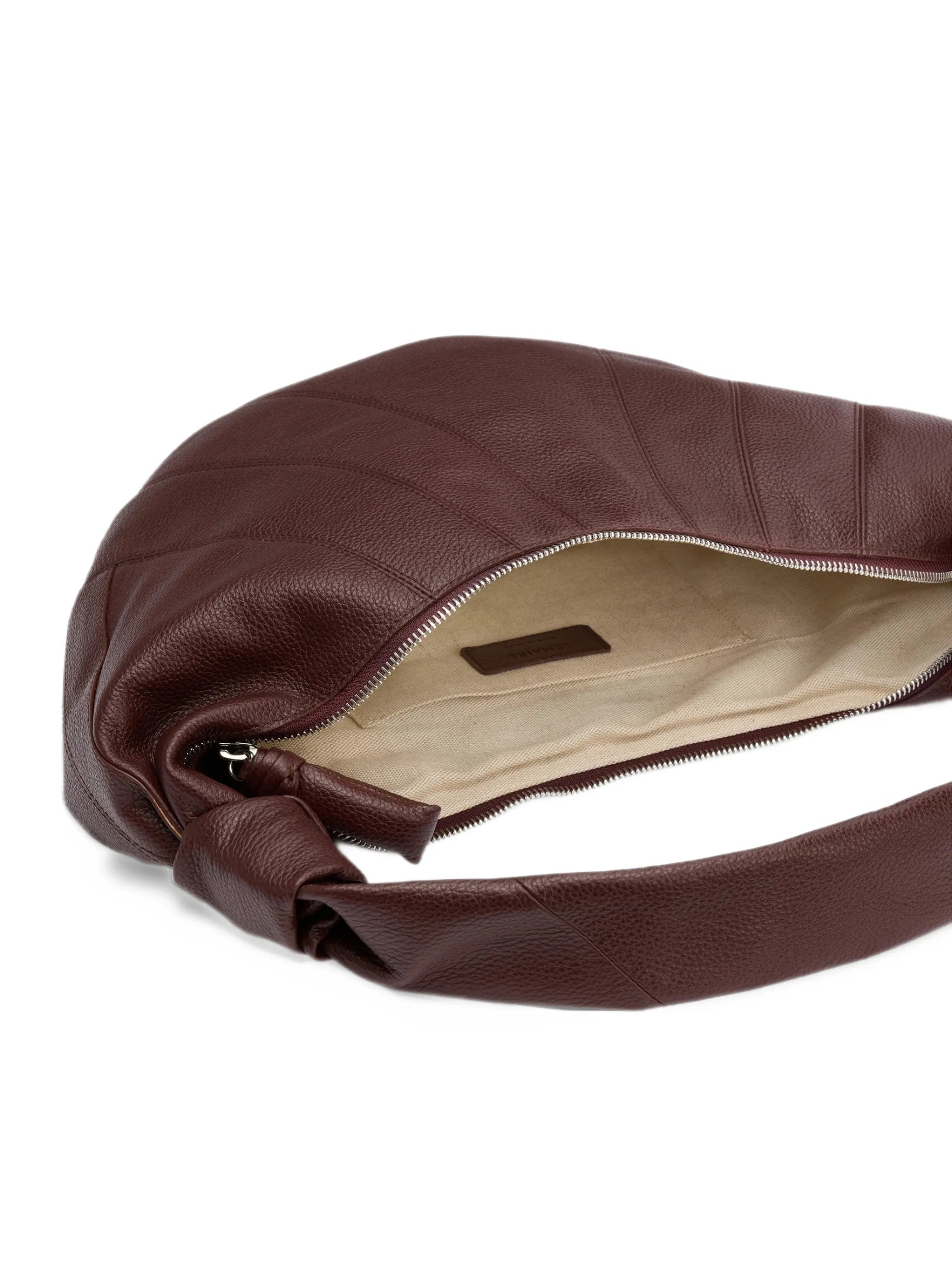 Fortune Croissant bag in leather