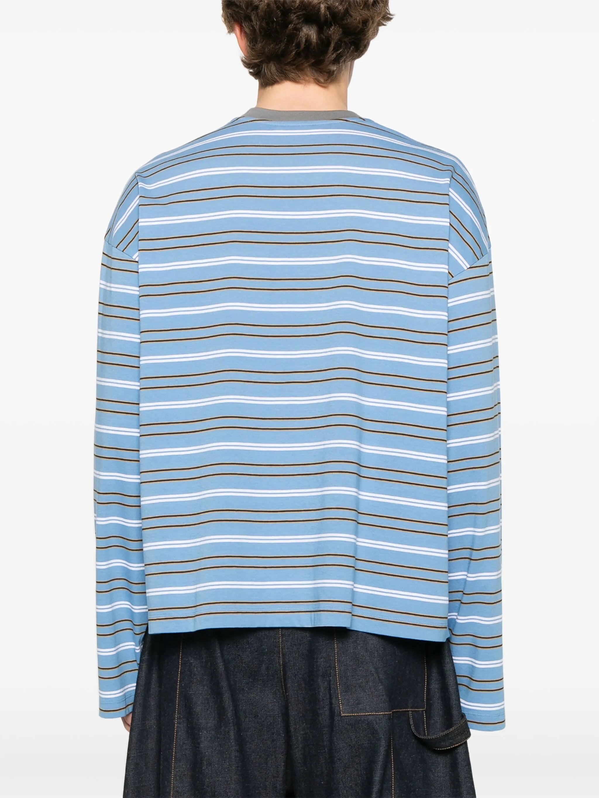 long-sleeve T-shirt