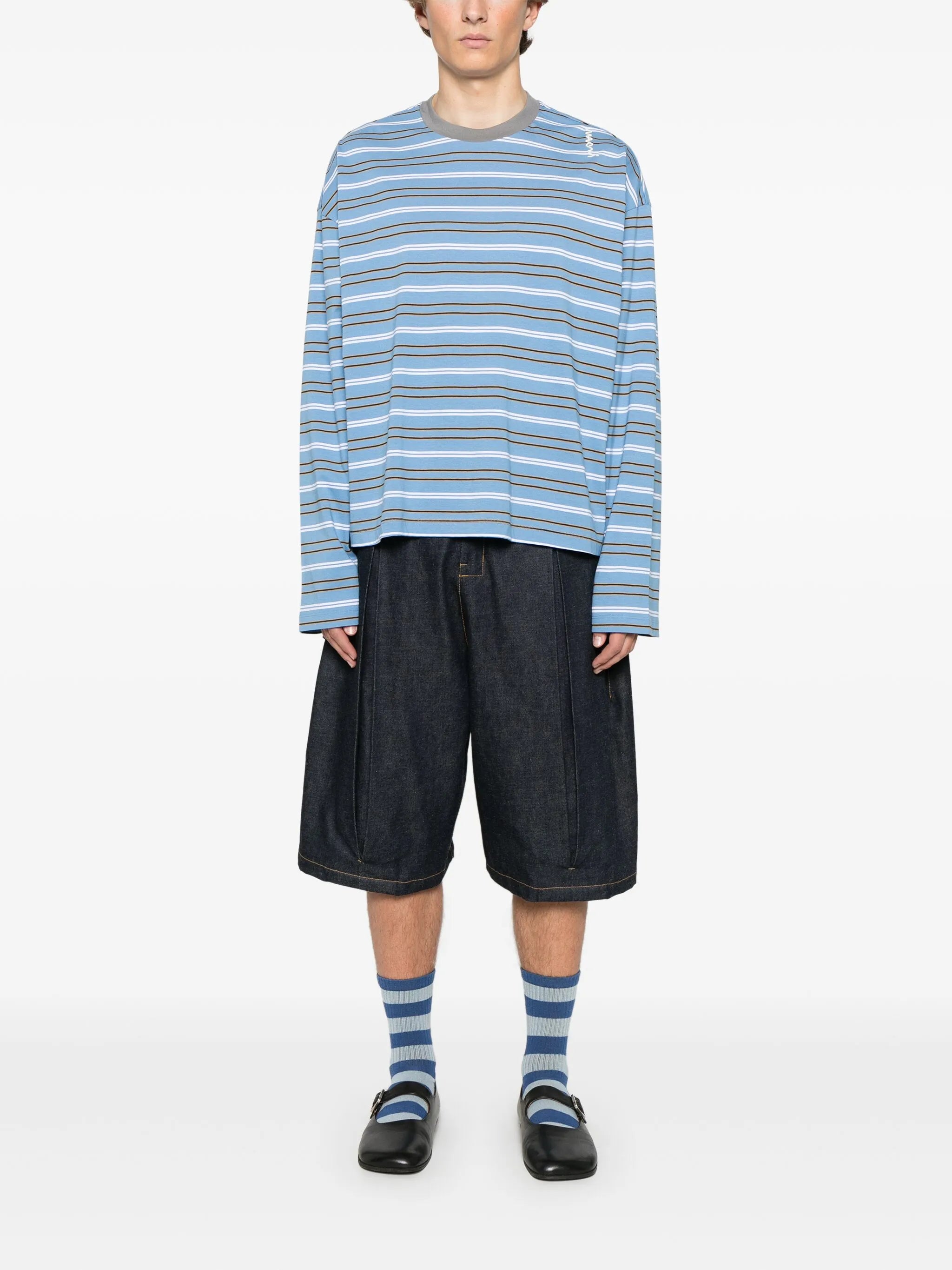 long-sleeve T-shirt