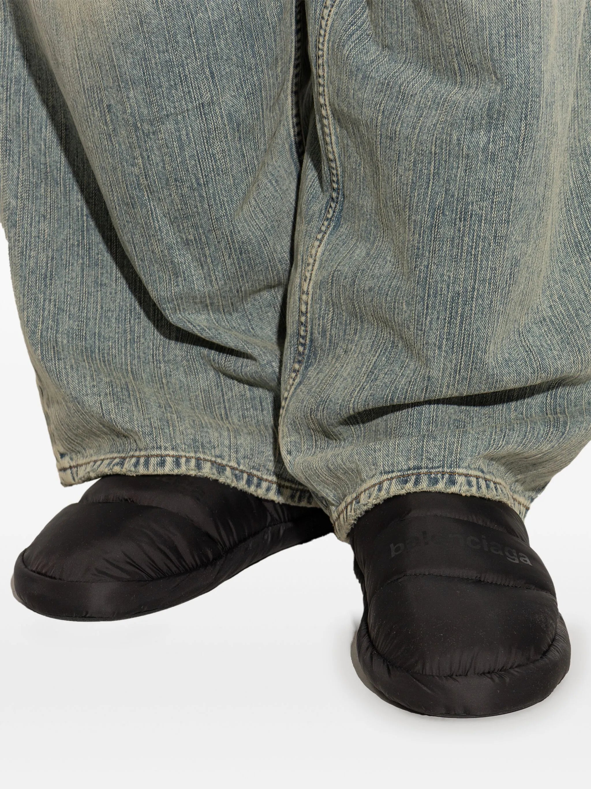 Alaska slippers