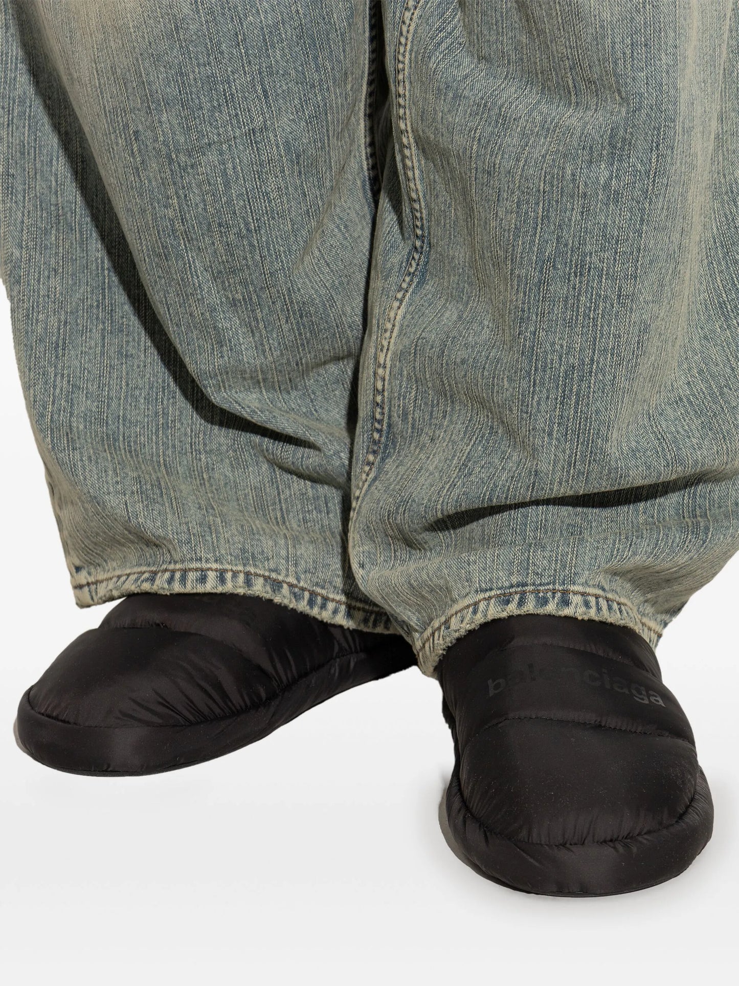 Alaska slippers