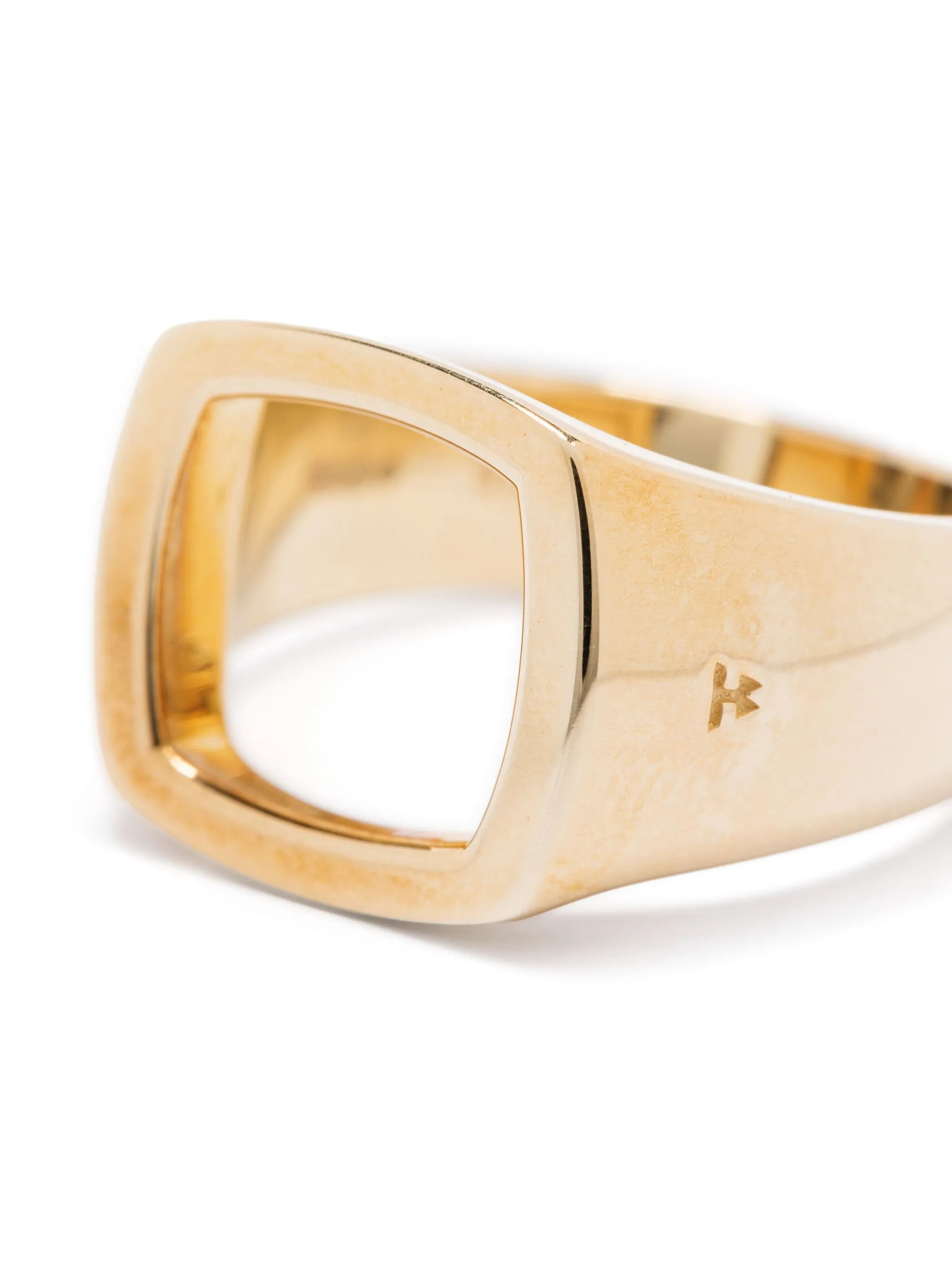 9K yellow gold signet ring