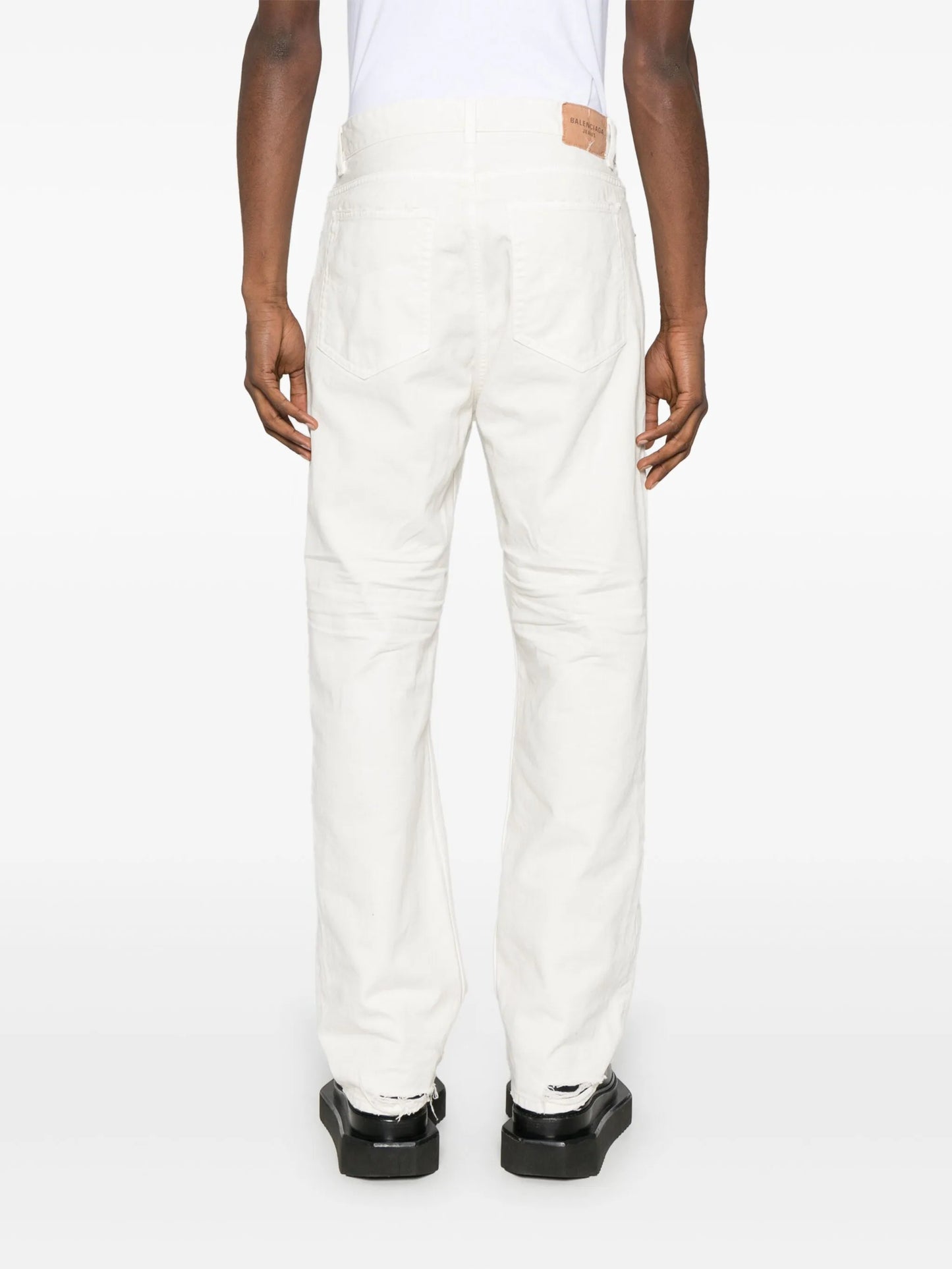 distressed-effect jeans