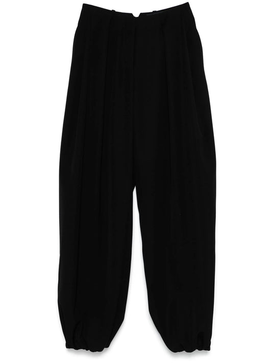 pleated trousers