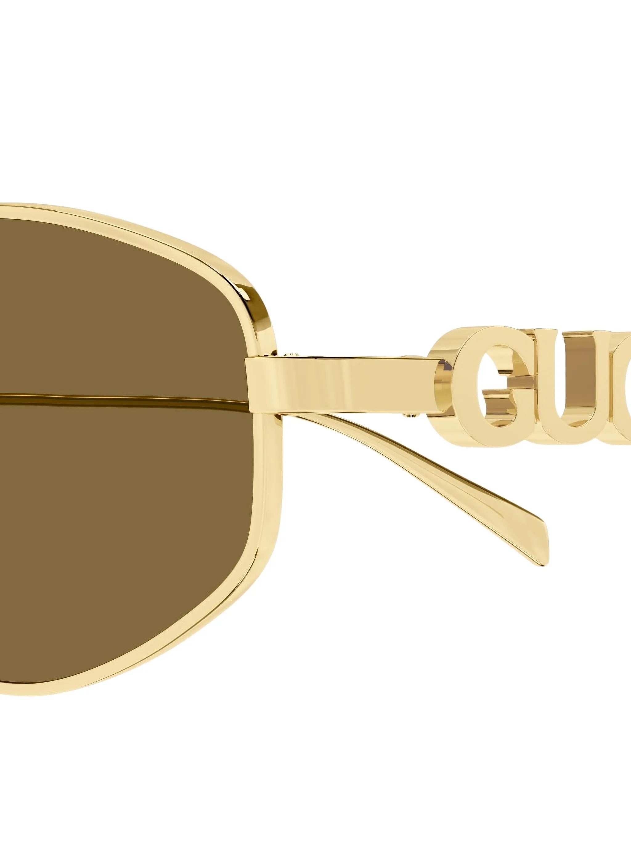 oval-frame sunglasses