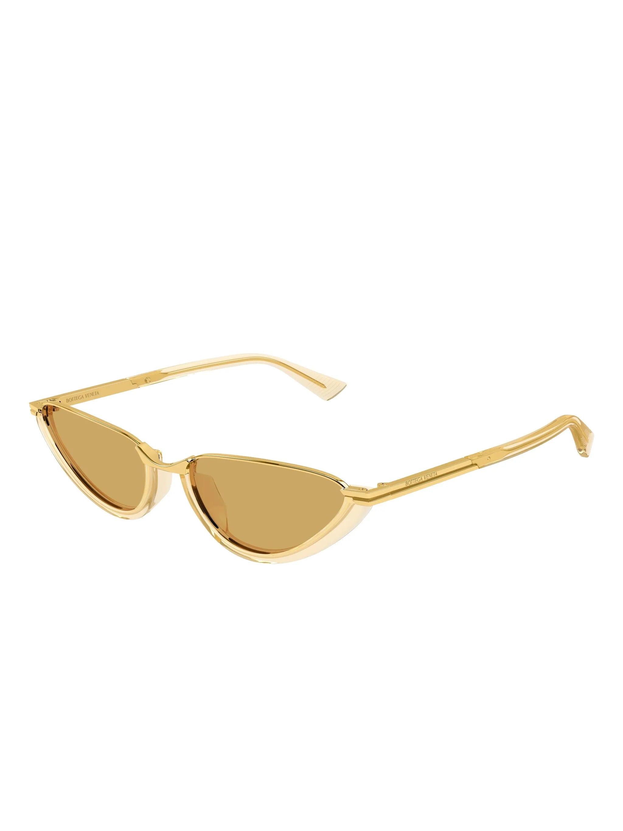 Classic Cat Eye sunglasses