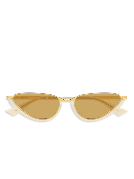 Classic Cat Eye sunglasses