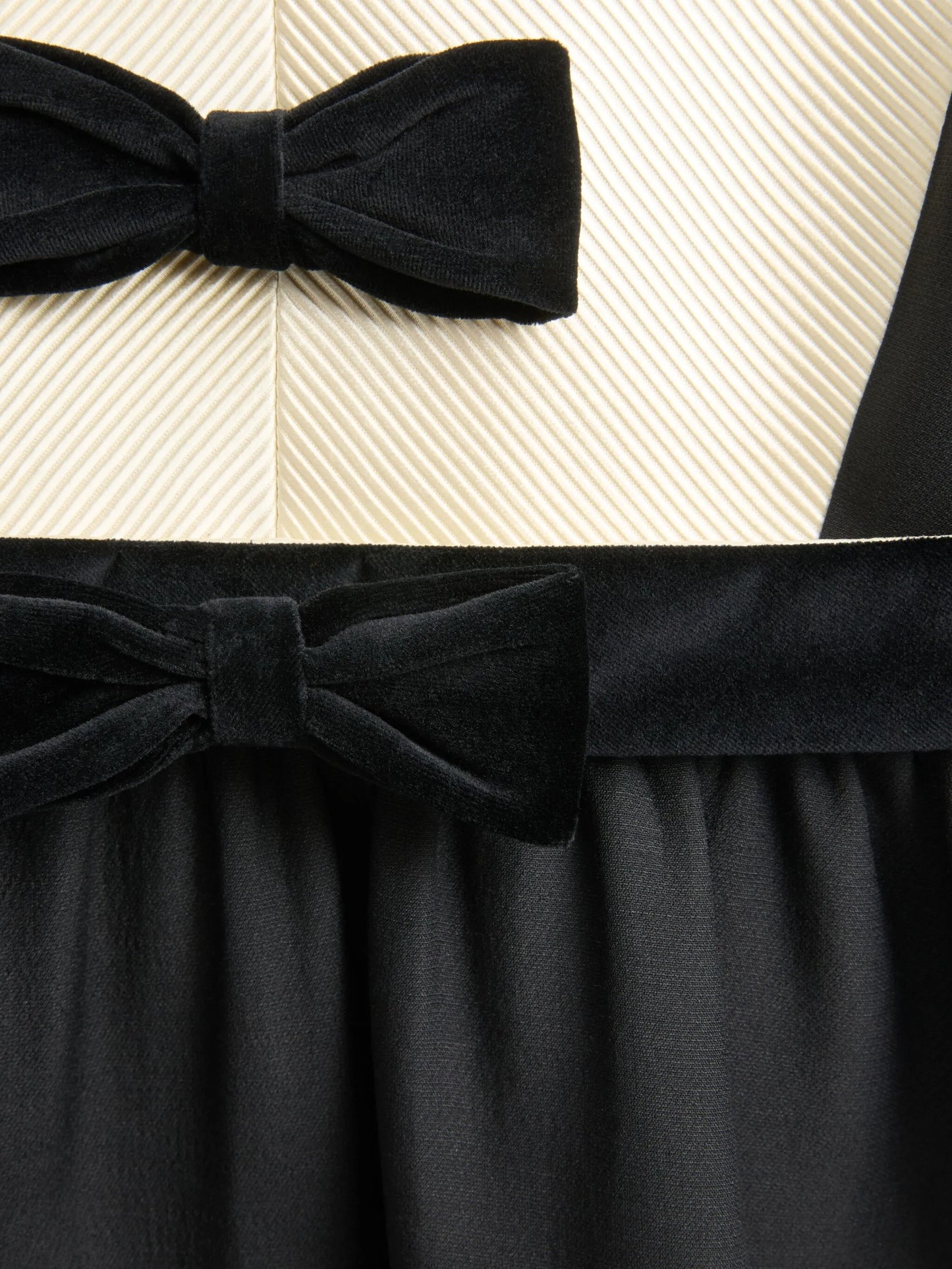 Crepe Couture bow-detail mini dress