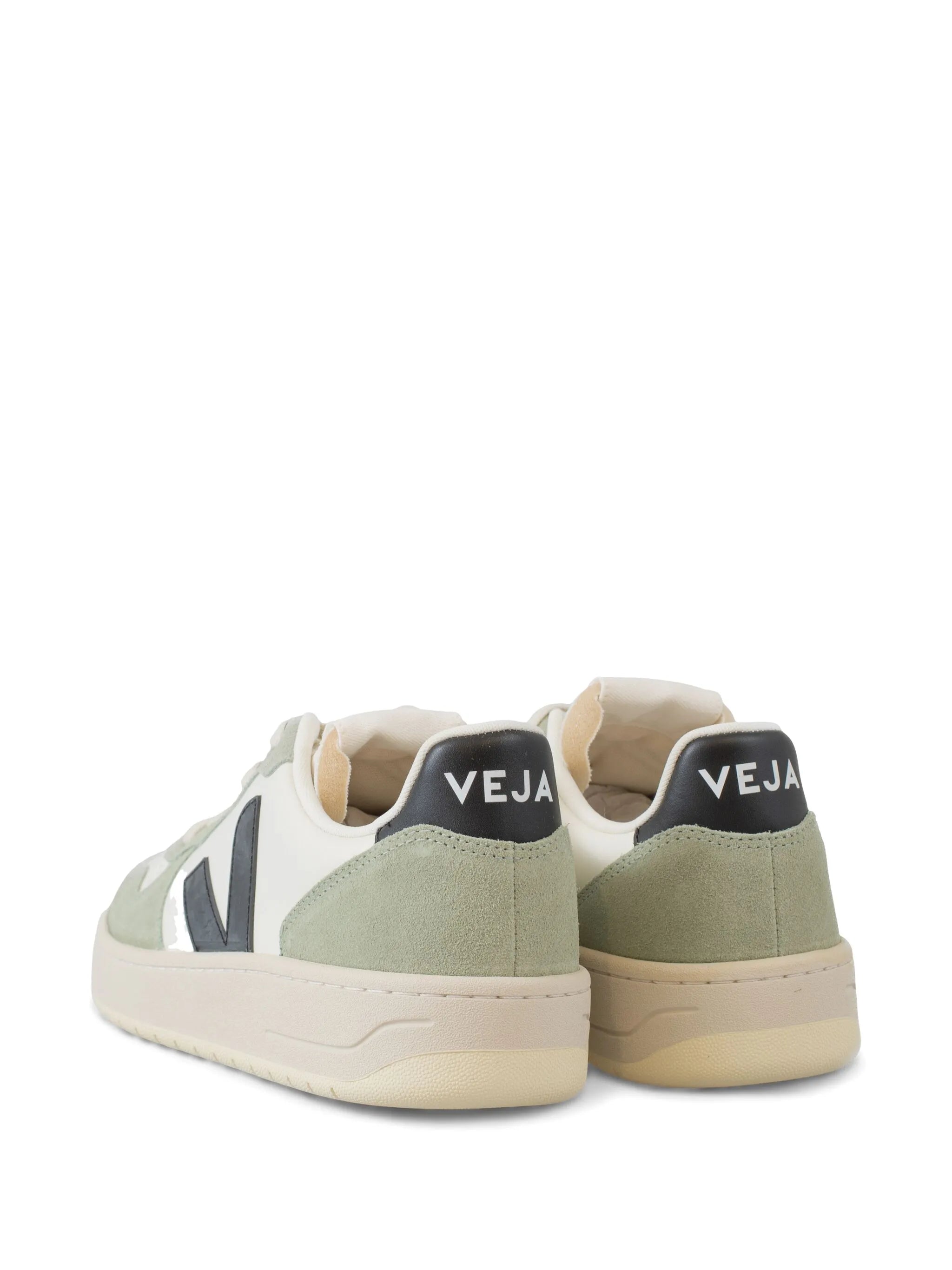 V-10 low-top sneakers