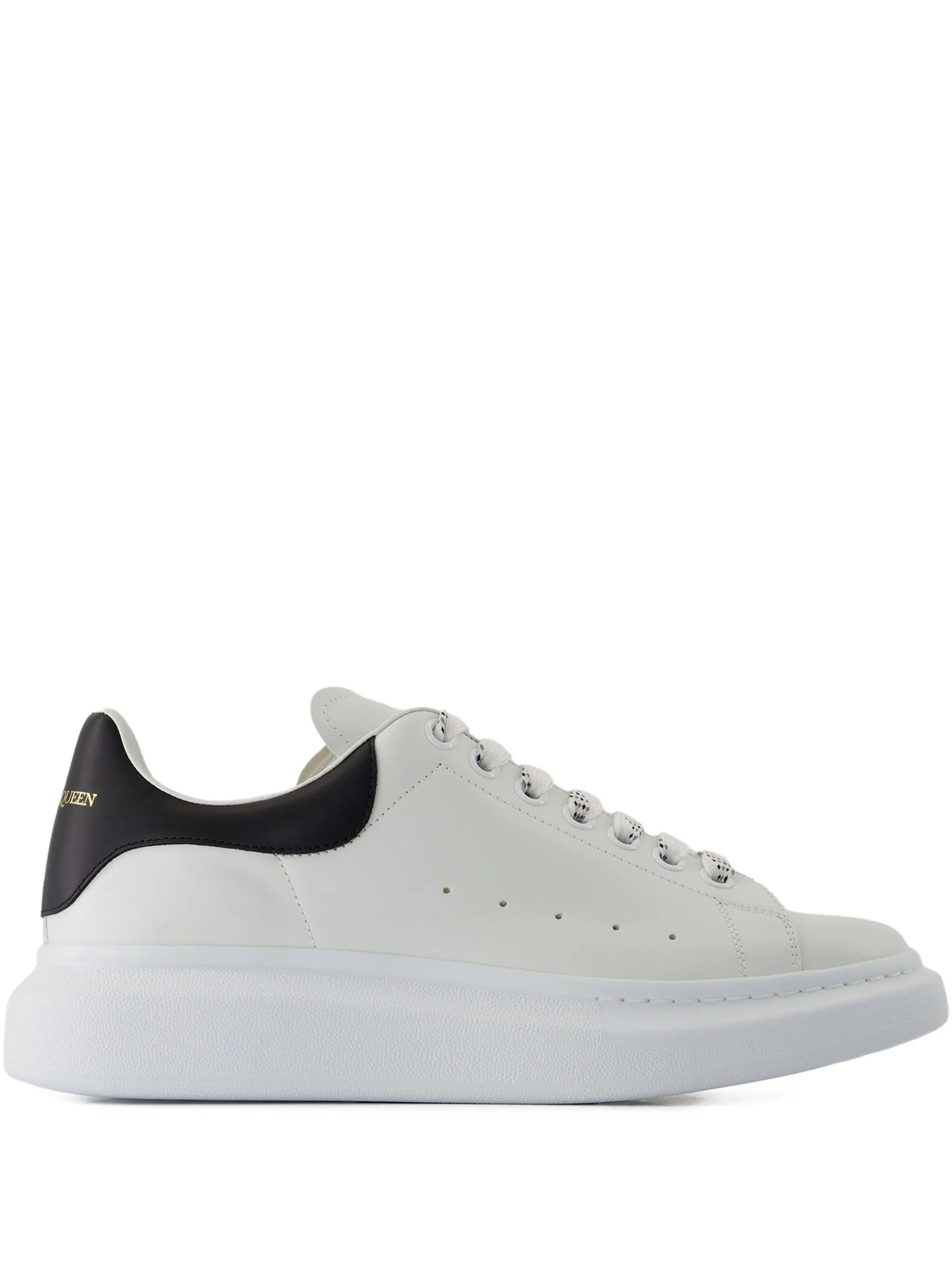 Oversized sneakers