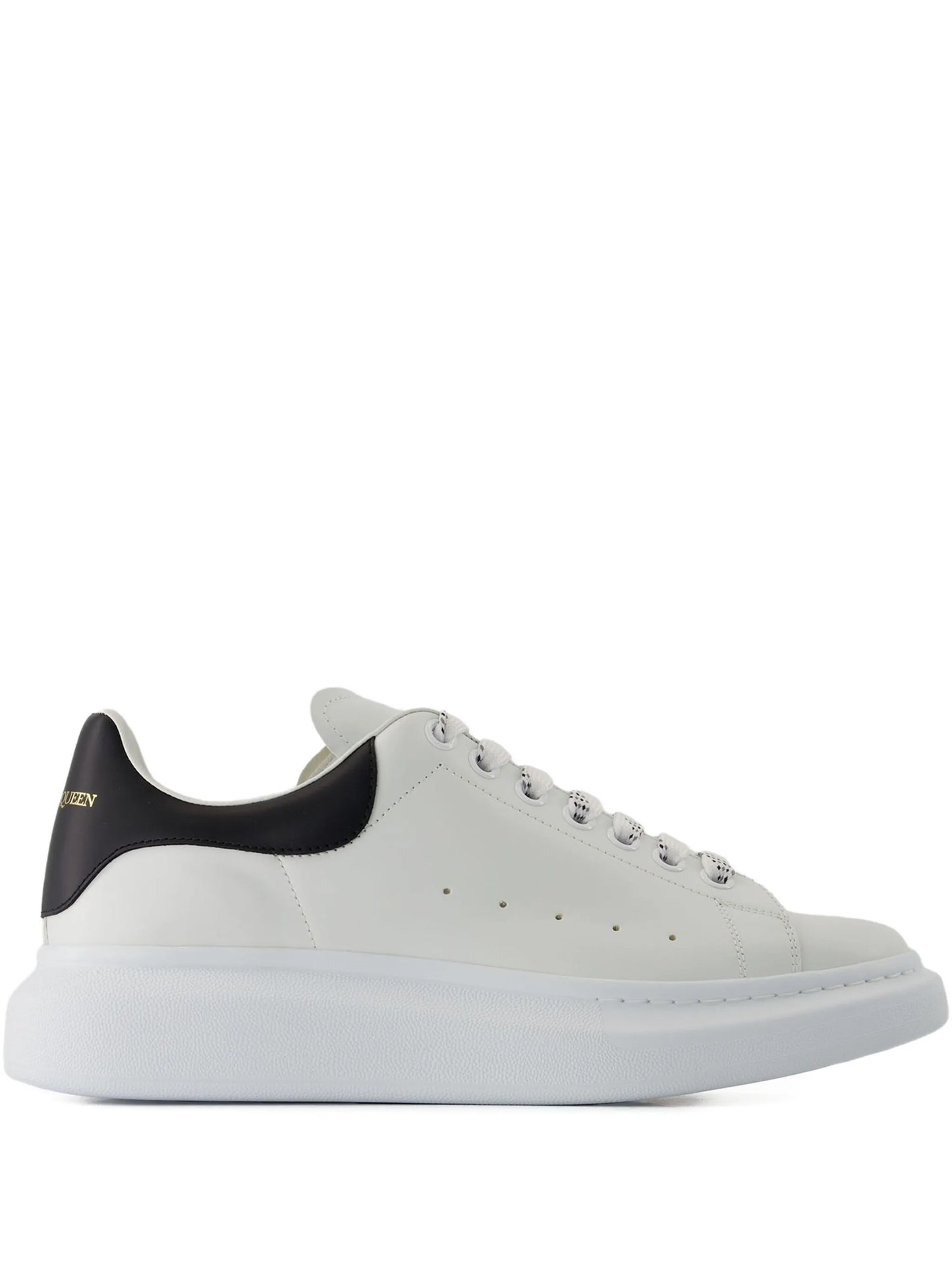 Oversized sneakers
