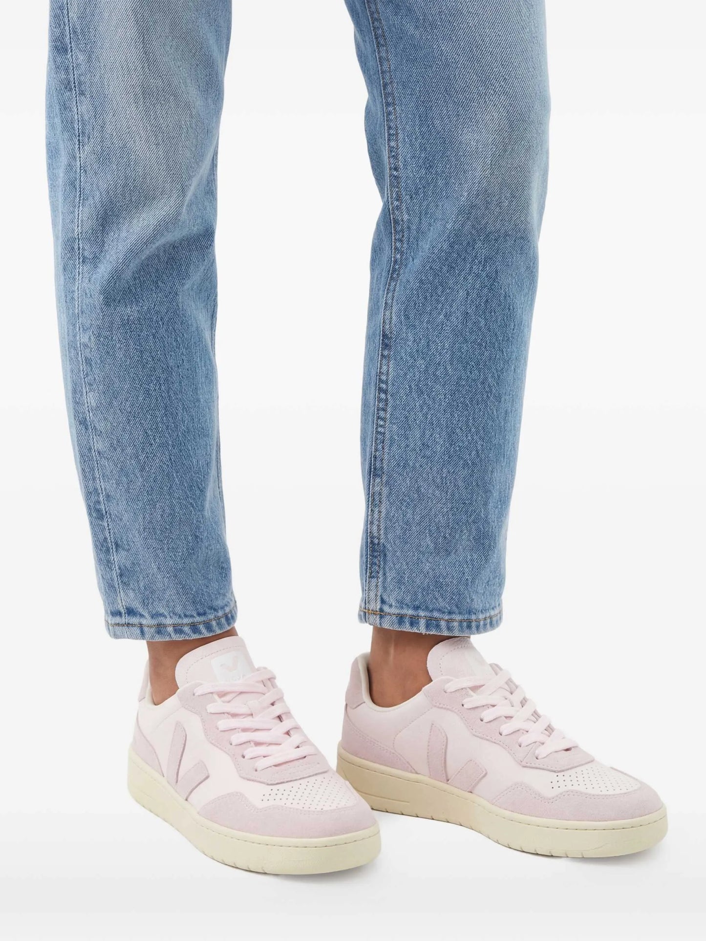 V-90 sneakers
