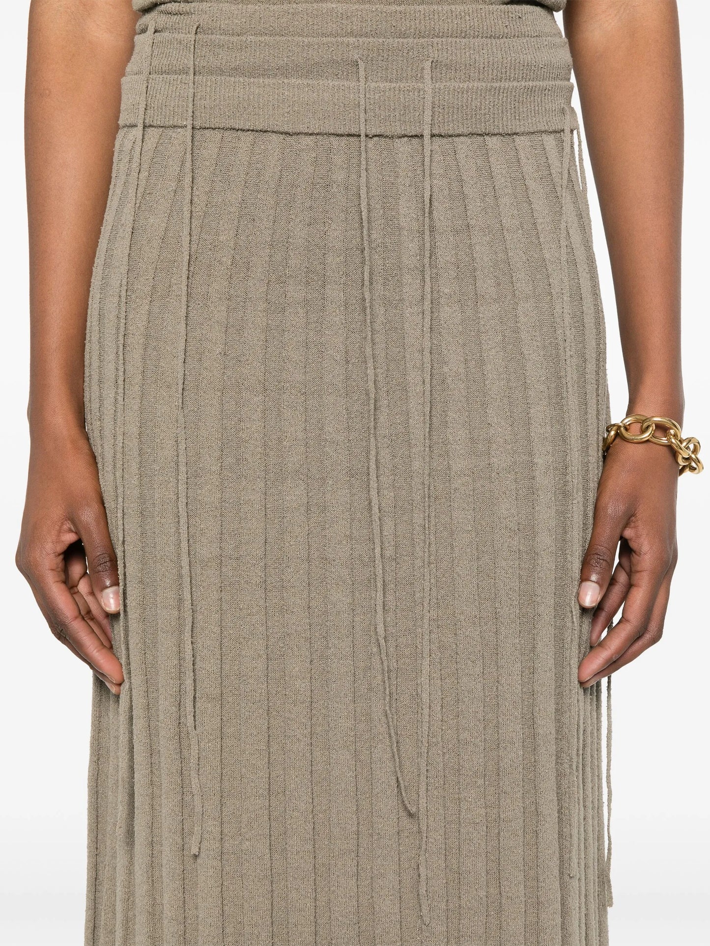 pleated maxi skirt