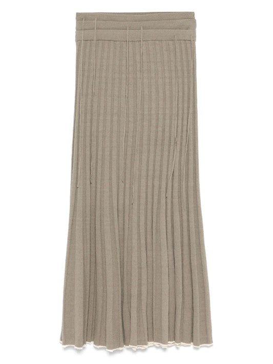 pleated maxi skirt