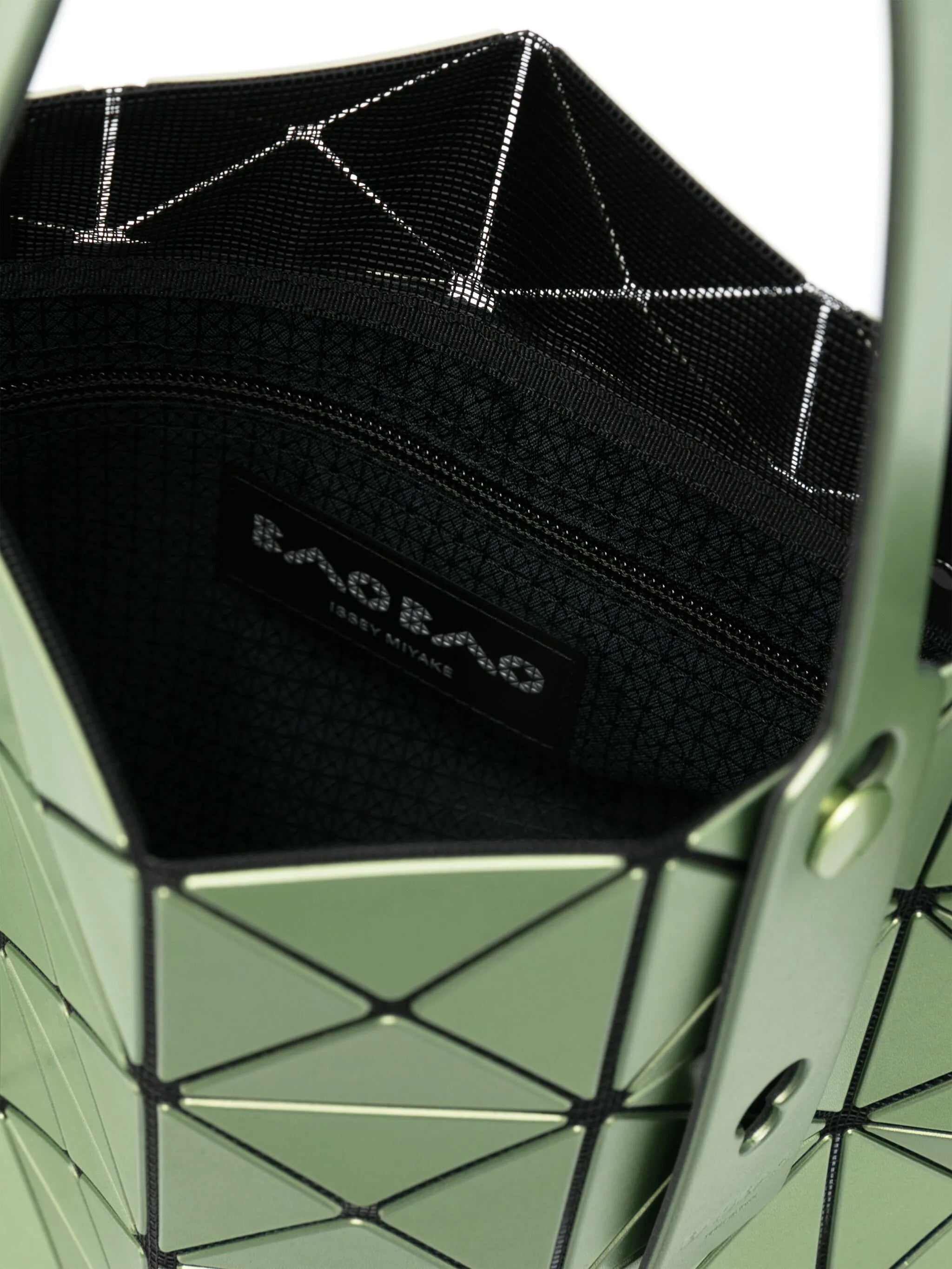 Lucent tote bag