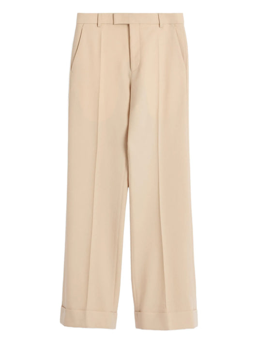 pleated trousers