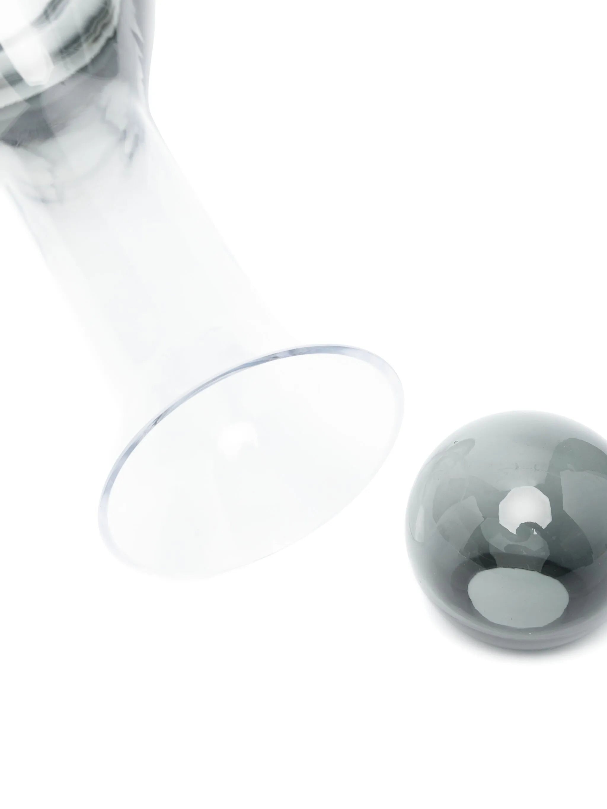 Tank decanter (27 cm x 16 cm)