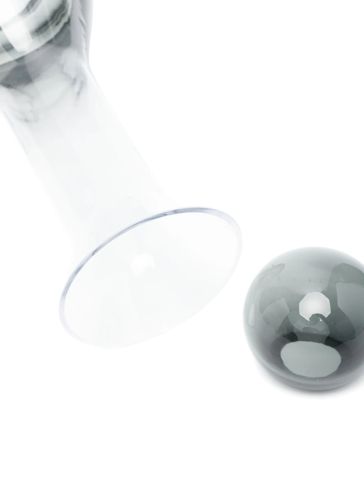 Tank decanter (27 cm x 16 cm)