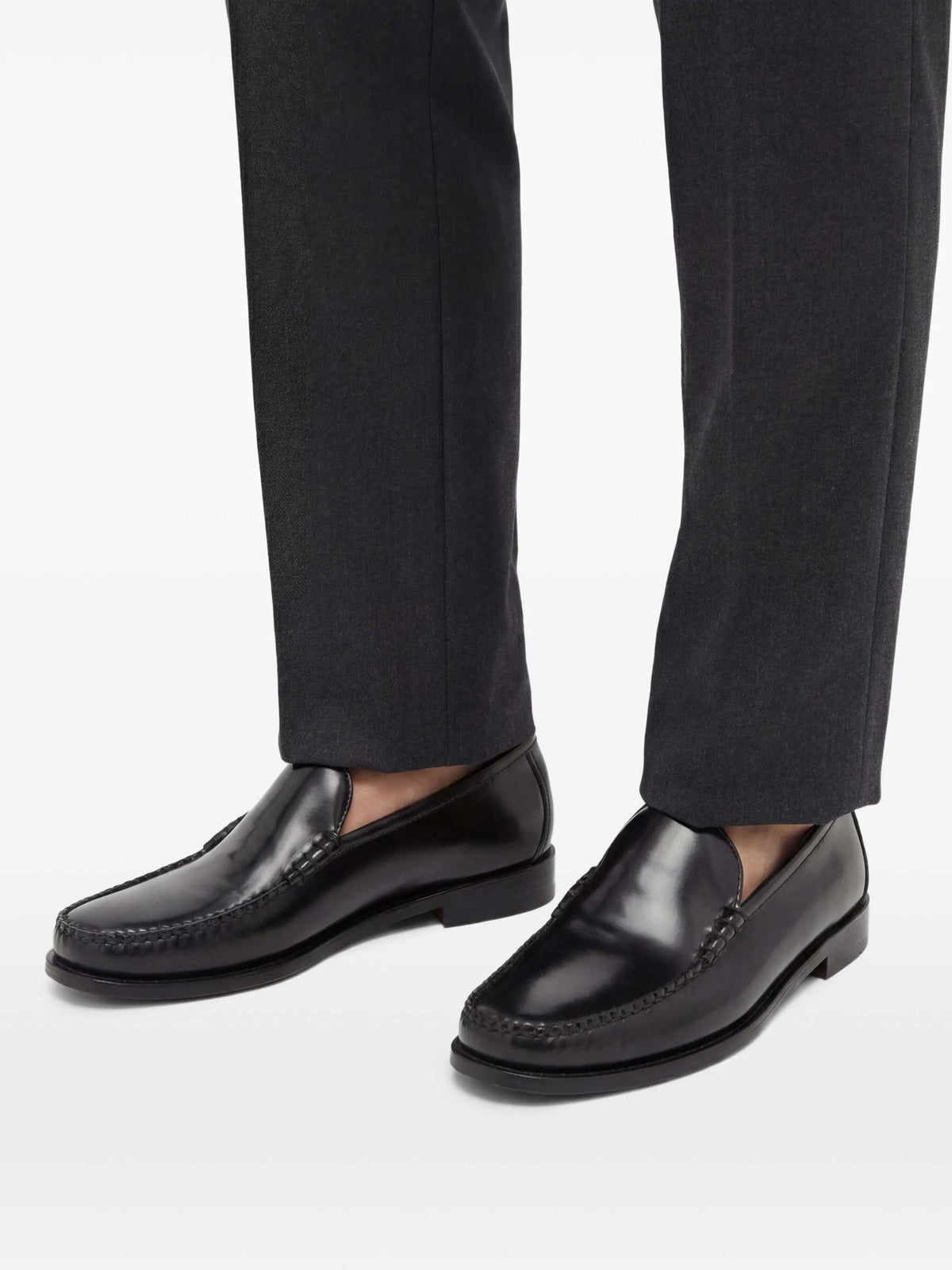 Weejuns Cobra Venetian loafers in black leather