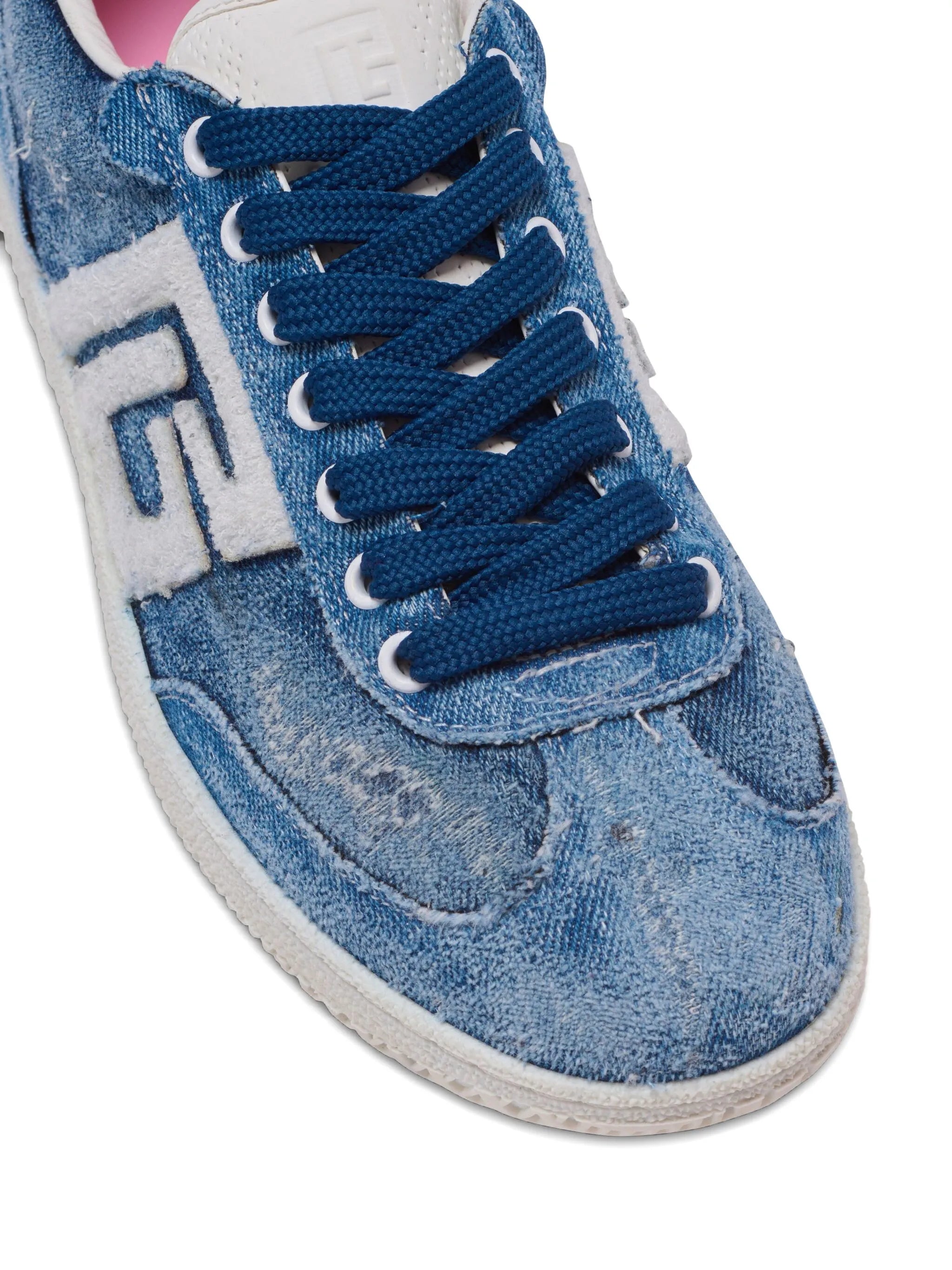 logo-patch sneakers