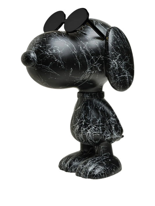 Snoopy sculpture